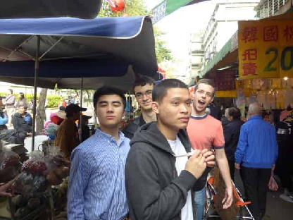 Gleeks tour the nearby fruit market
