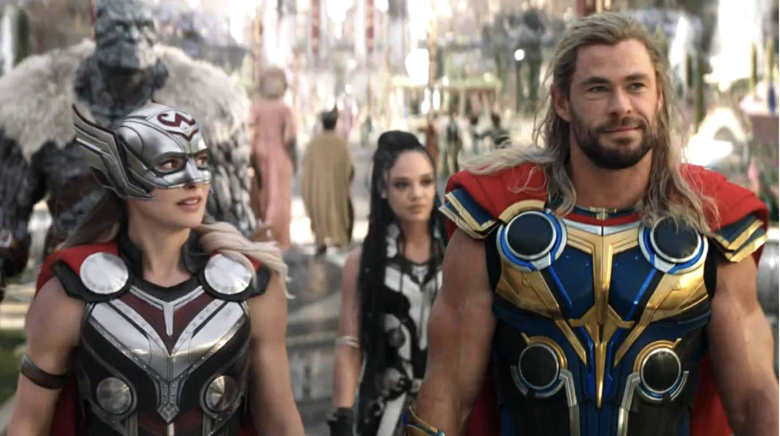 Did Thor: Ragnarok Cut An Awkward 'Tentacle Party' Love Scene For