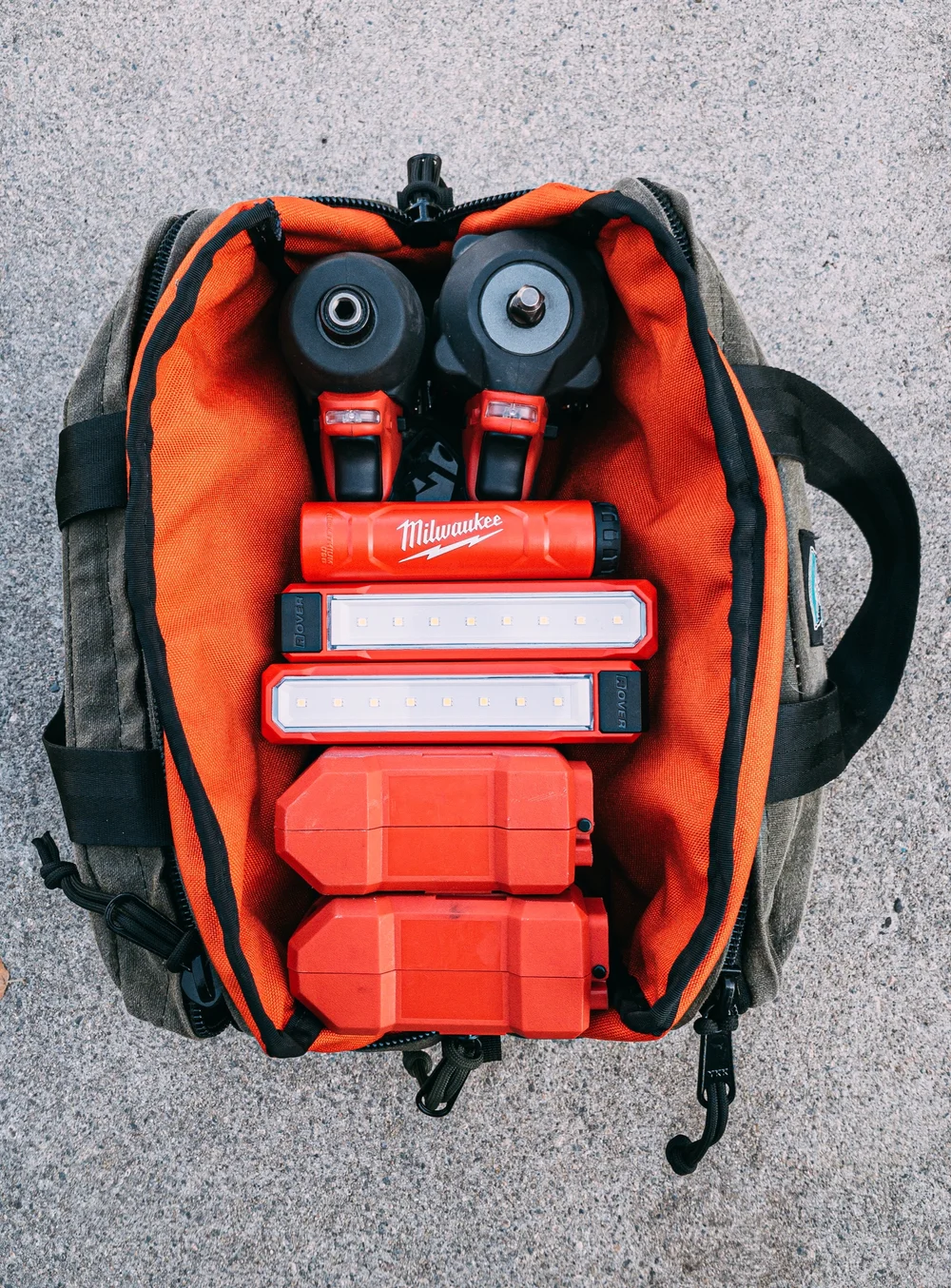 今月限定/特別大特価AREA241 BLACKBASS CHASER TOOL BAG