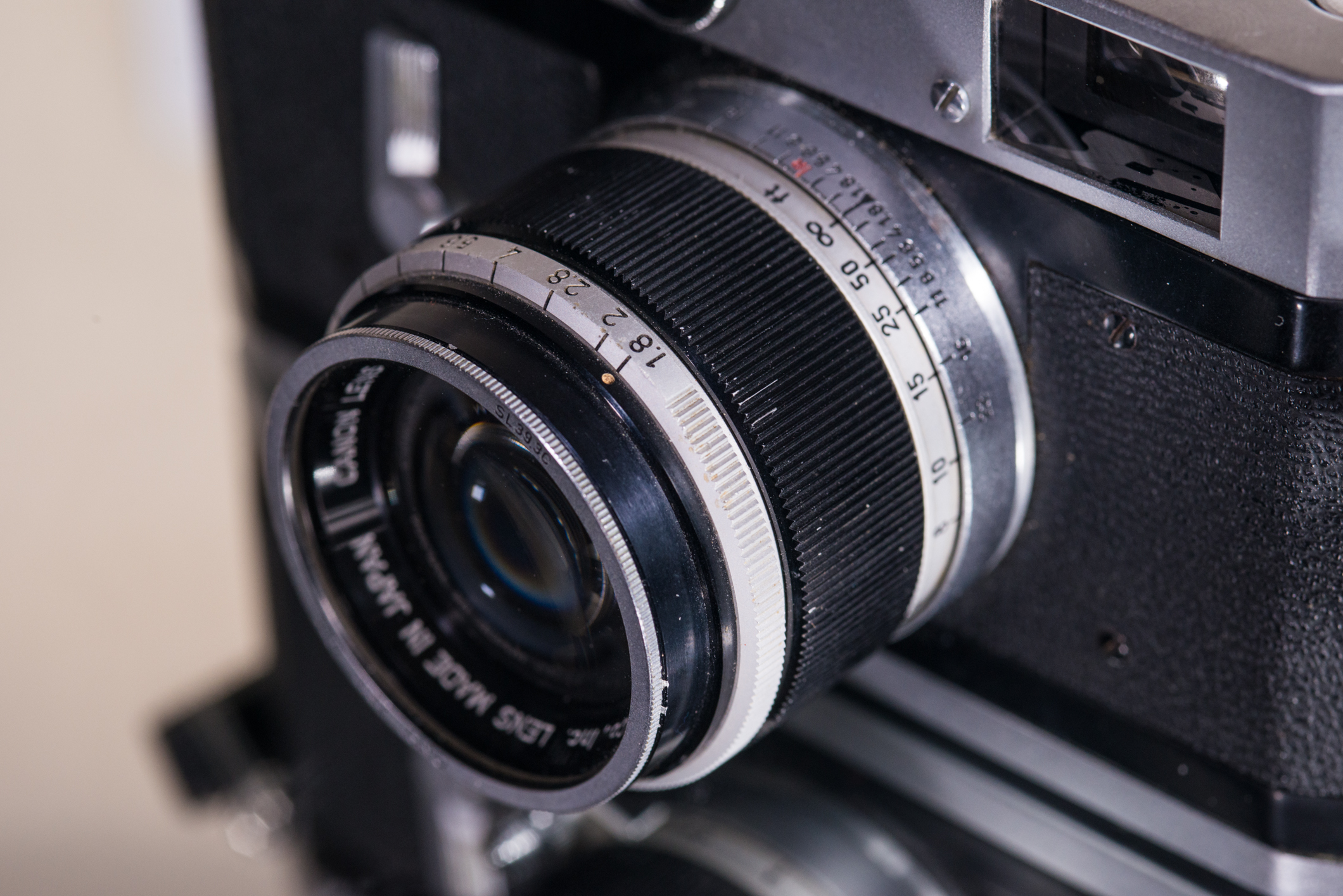 The 50mm f/1.8 LSM lens