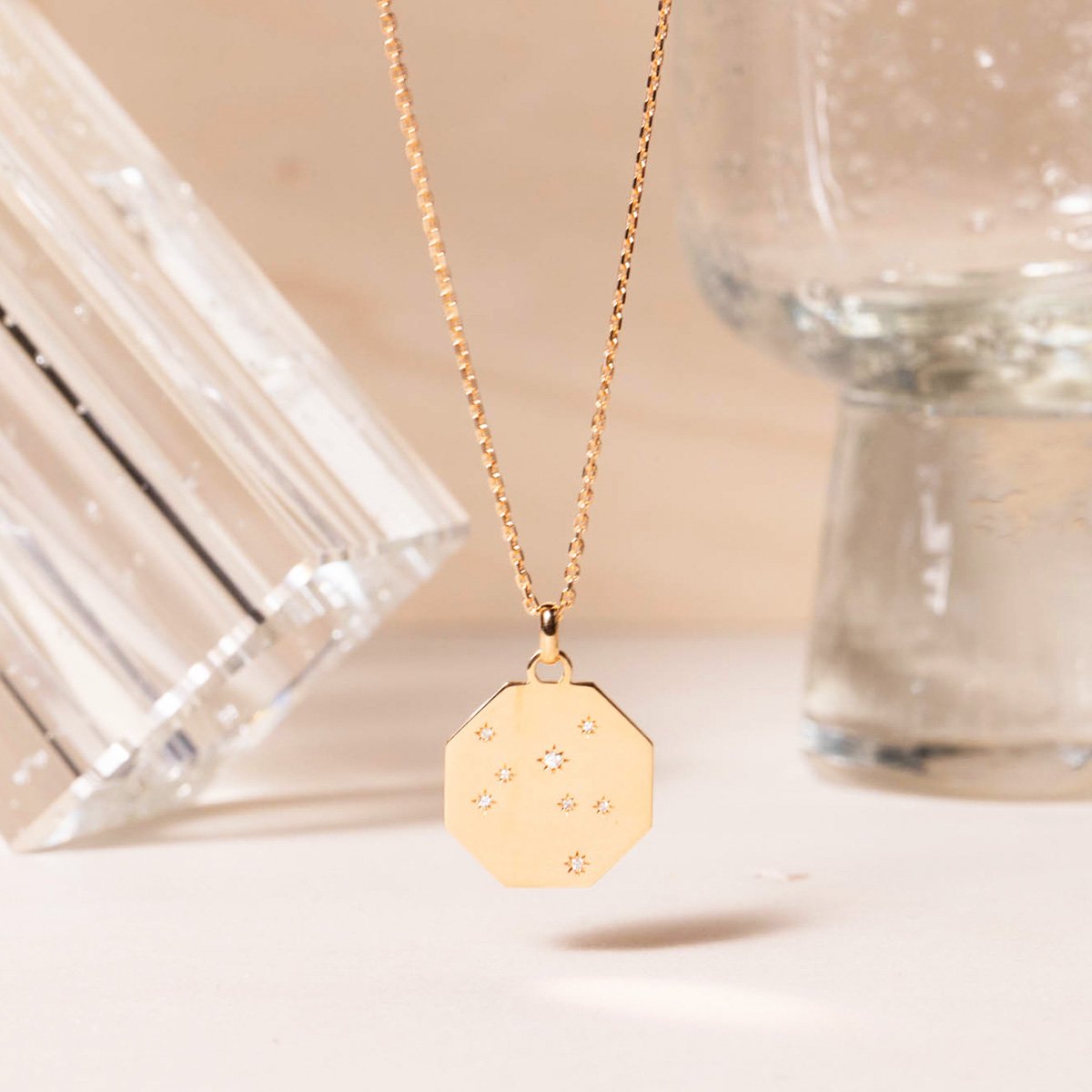 Constellation medal - 18-carat yellow gold and diamonds