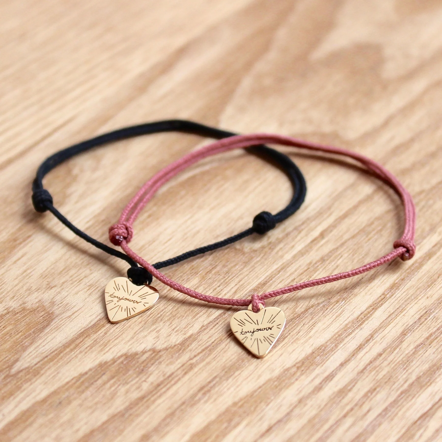 Poinçon 22 x Balzac Paris bracelet cordon médaille coeur toujours or 18 carats