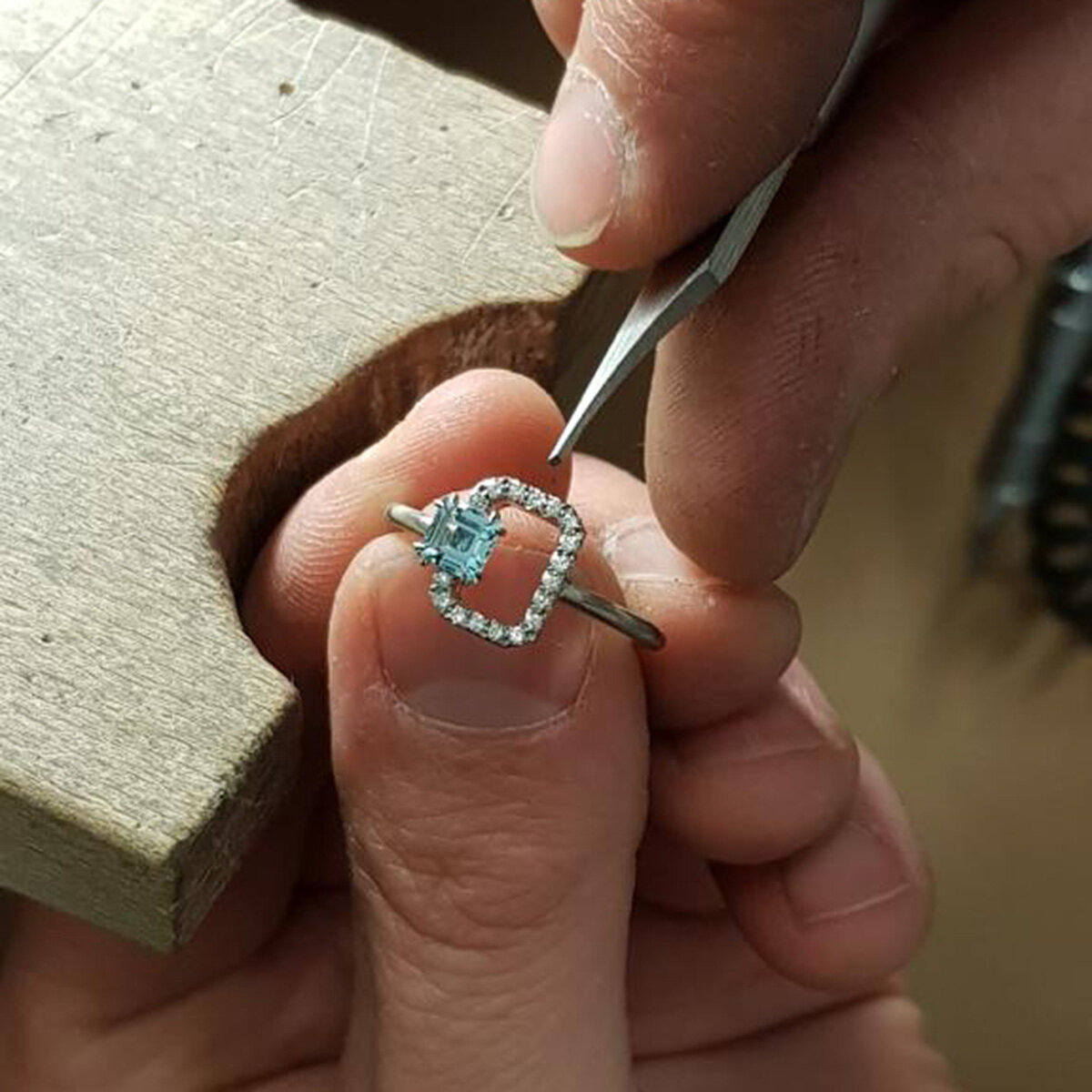 Custom-made ring, aquamarine and diamonds