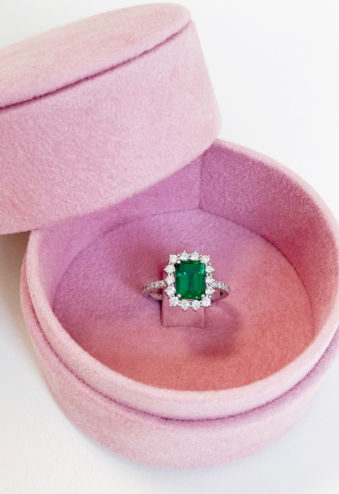 Custom-made ring - white gold, diamonds and emerald