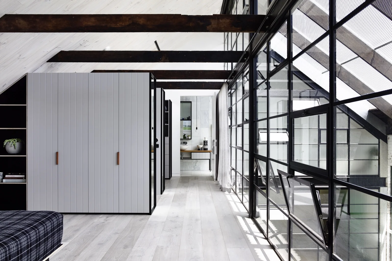 industrial-style-house-melbourne.jpg