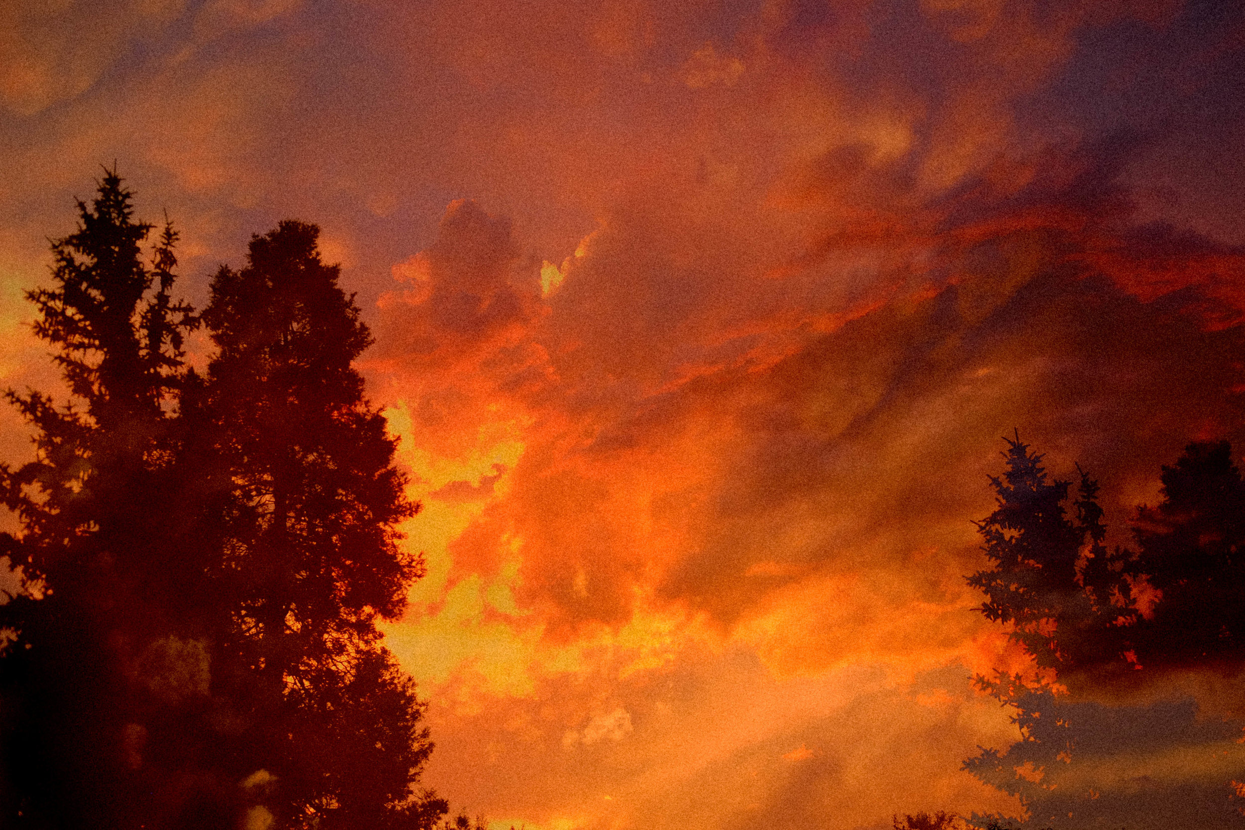 sky on fire.jpg