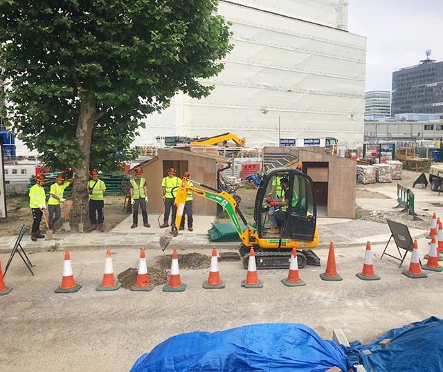 NRSWA Streetworks course taking place in our training yard today 👷 #gettrainedinconstruction #practicaltraining #streetworks