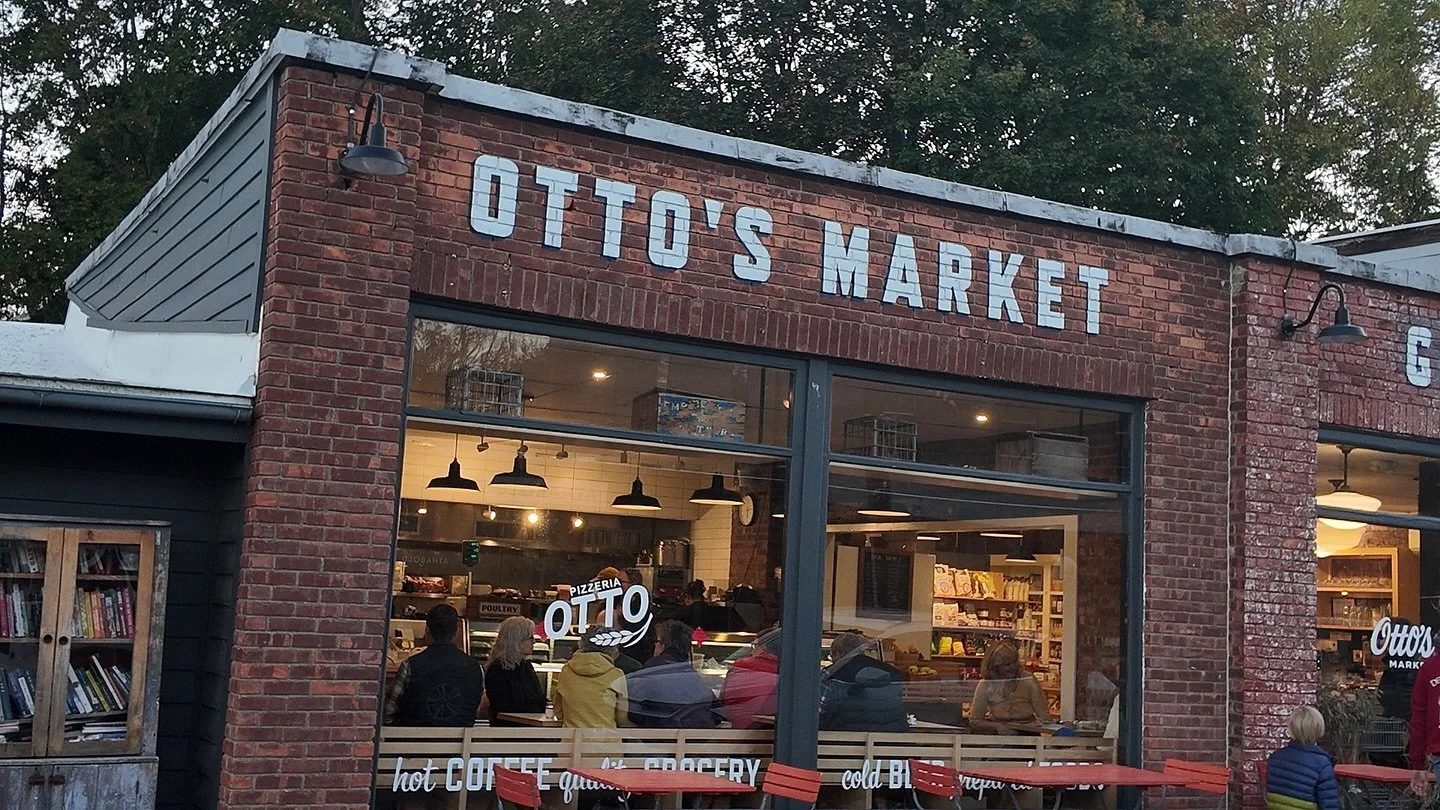 Tonight is your last night to Grab a Pie till Thursday!!!⬇️

Just as a heads up our hours for dinner our 4 to 9 PM Thursday through Monday

And our deli is open seven days a week 8 AM to 3 PM 

And our store is open normal hours this week

#pizza #hu