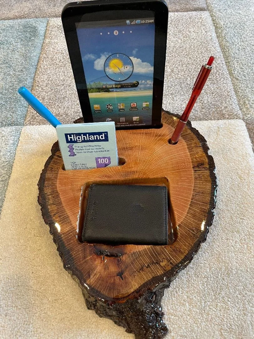 Phone Charging Station 1.jpg
