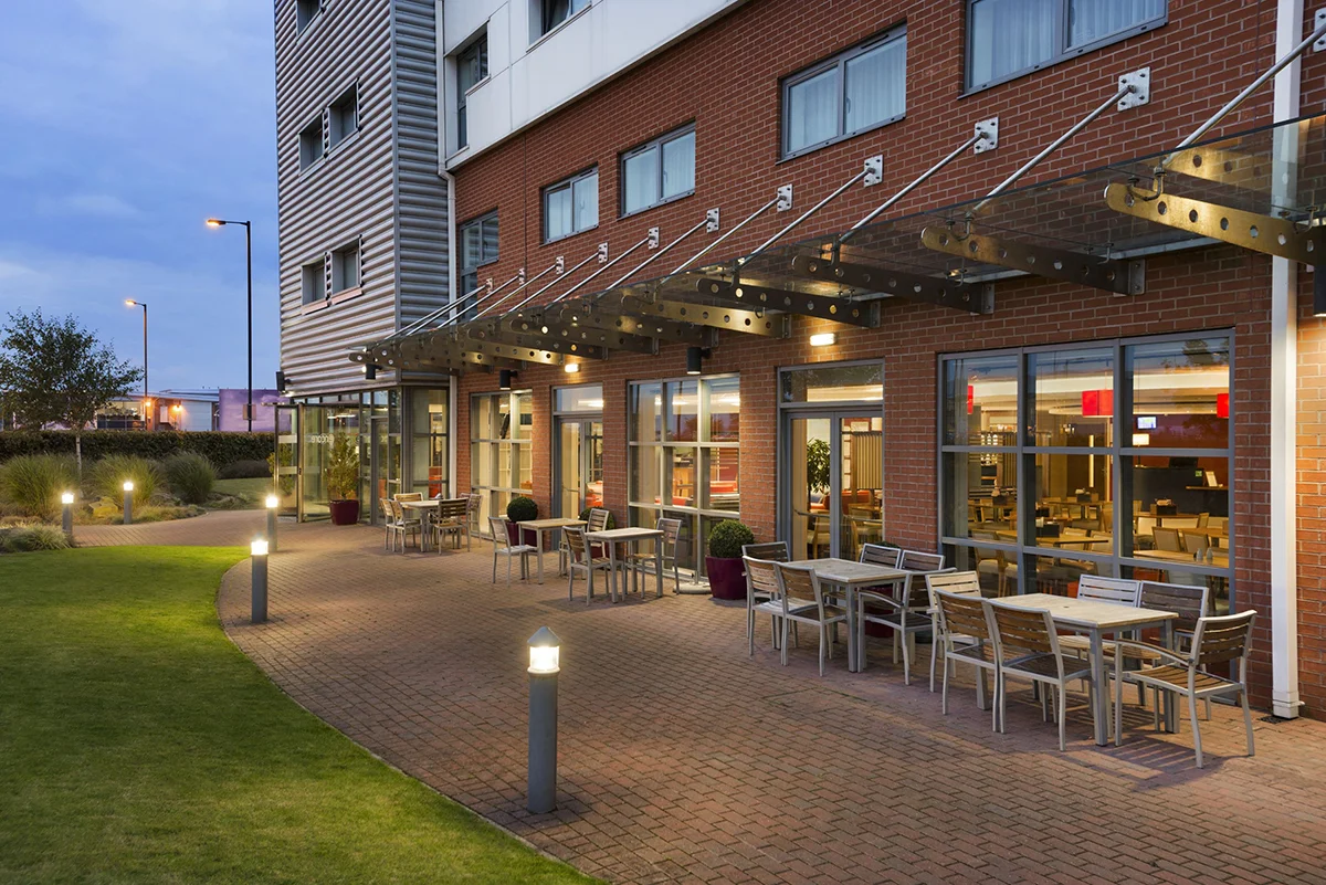 Ramada Encore Image1200.jpg