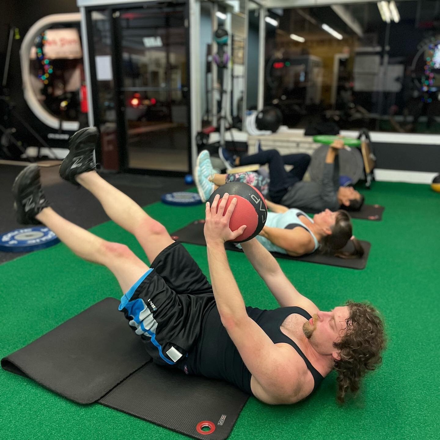 Public total body strength and cardio classes for all levels Mondays and Wednesdays 6PM. 💪
.
.
.
.
.
#fitness #exercise #training #cardio #abs #nasm #personaltrainer #workout #grouptraining #fitfam #core #strength #motivation