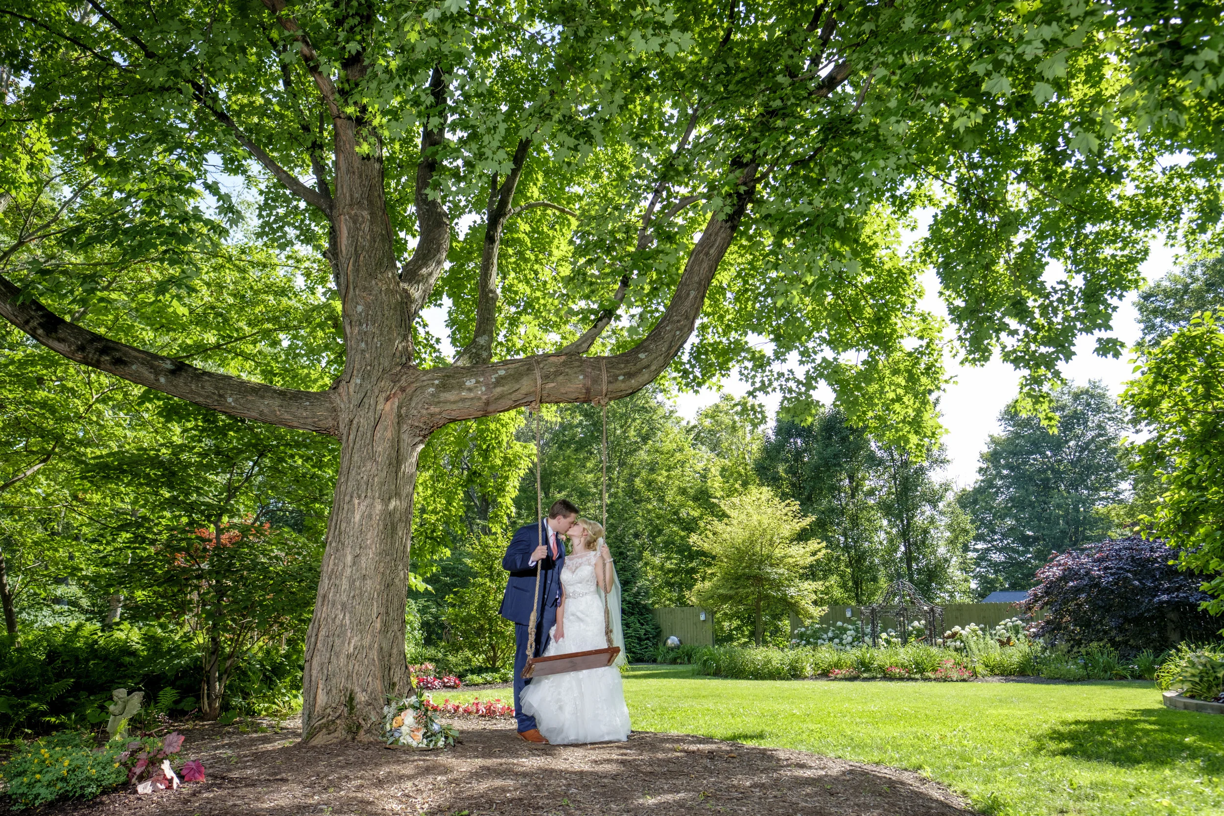 Katie&BillyWeddingFavs-030.jpg