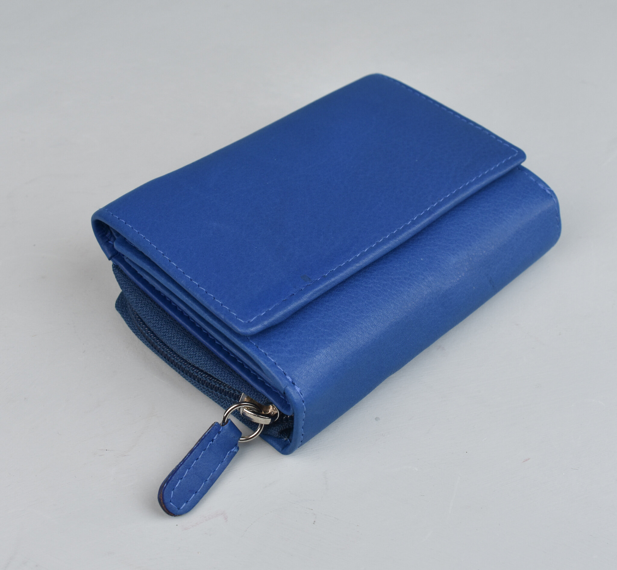 Zen 56 lightweight leather purse by Golunski, cobalt blue