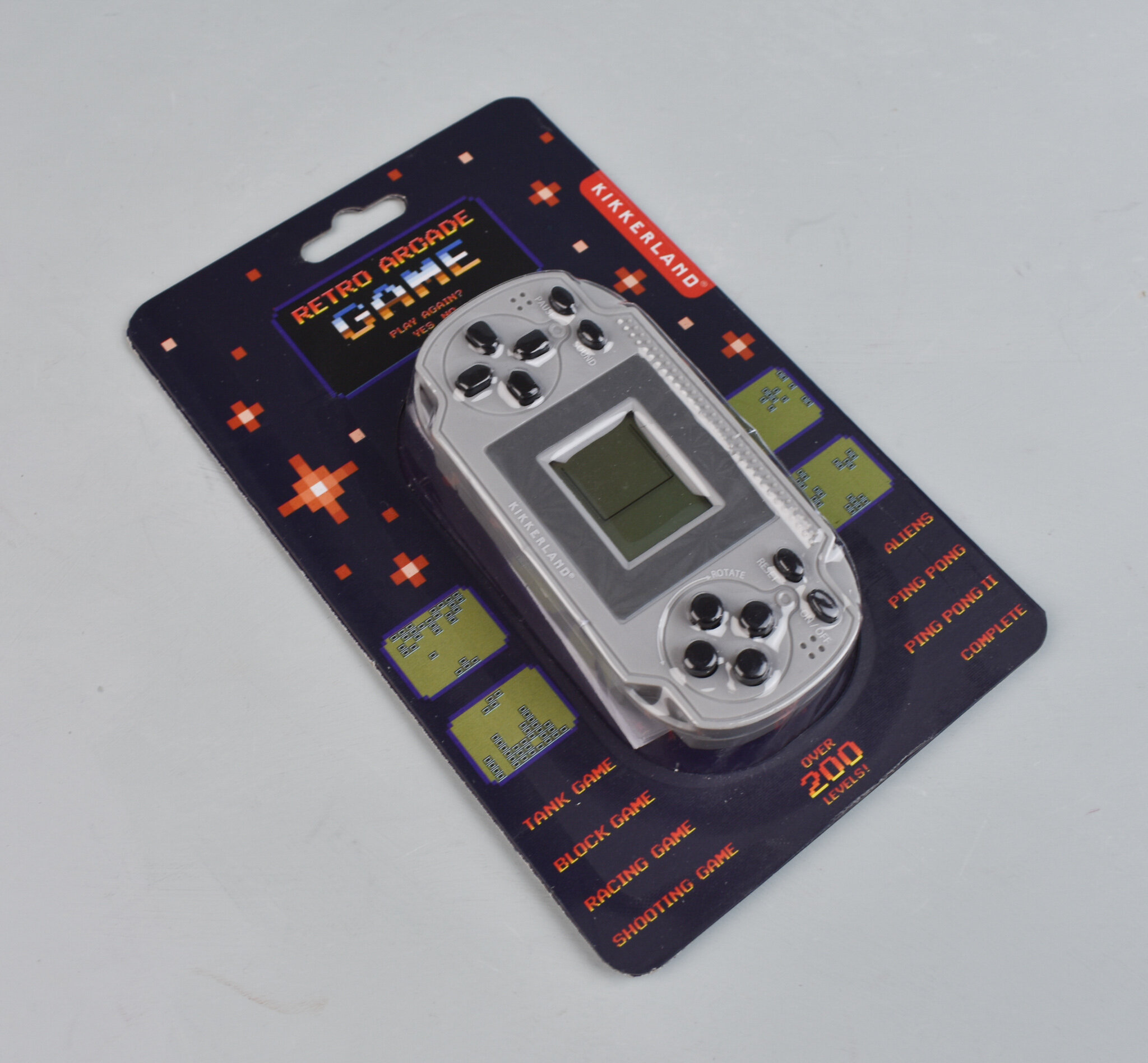 Retro arcade game, by Kikkerland.