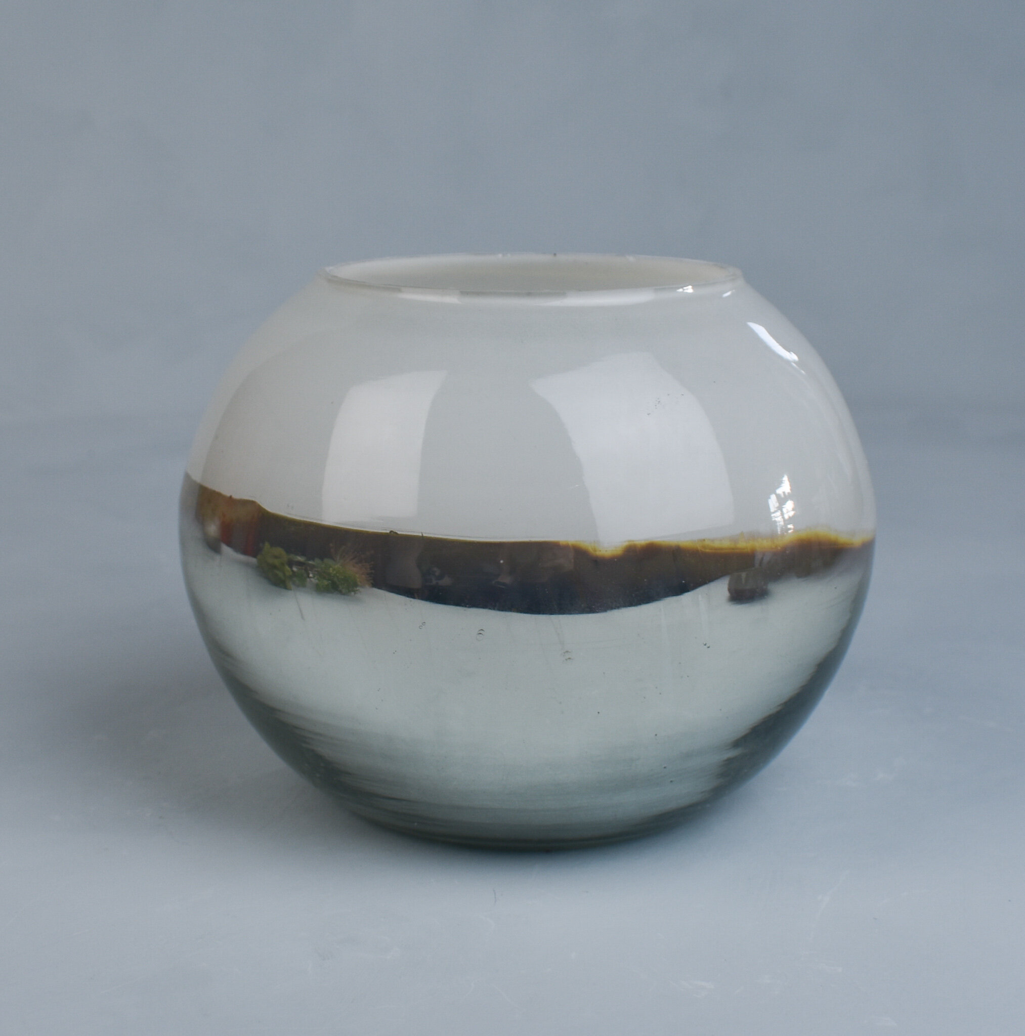 White and silver spherical glass vase, by Bloomingville