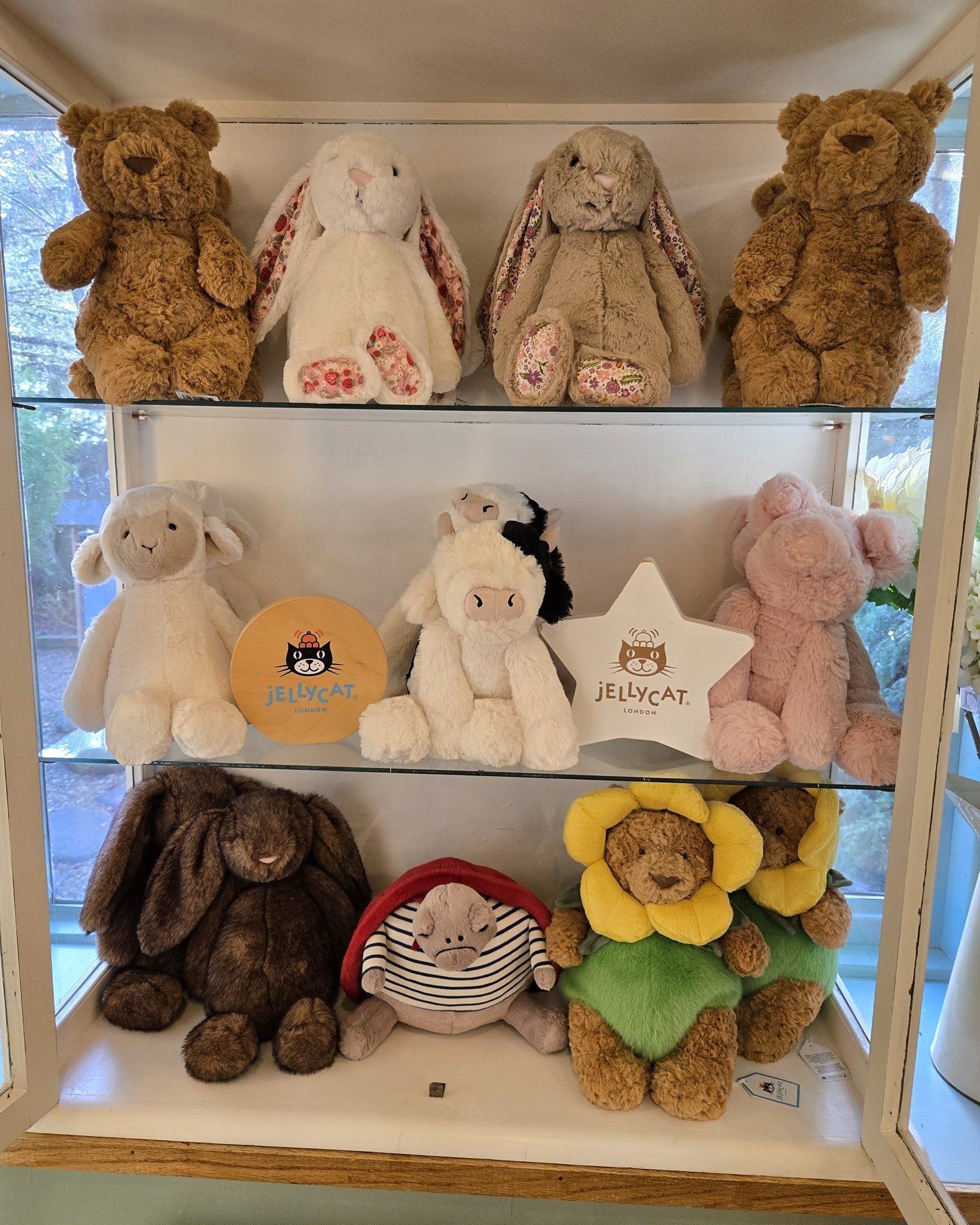 A fresh stock up of Jellycat has arrived. 
It's such an amazing product.