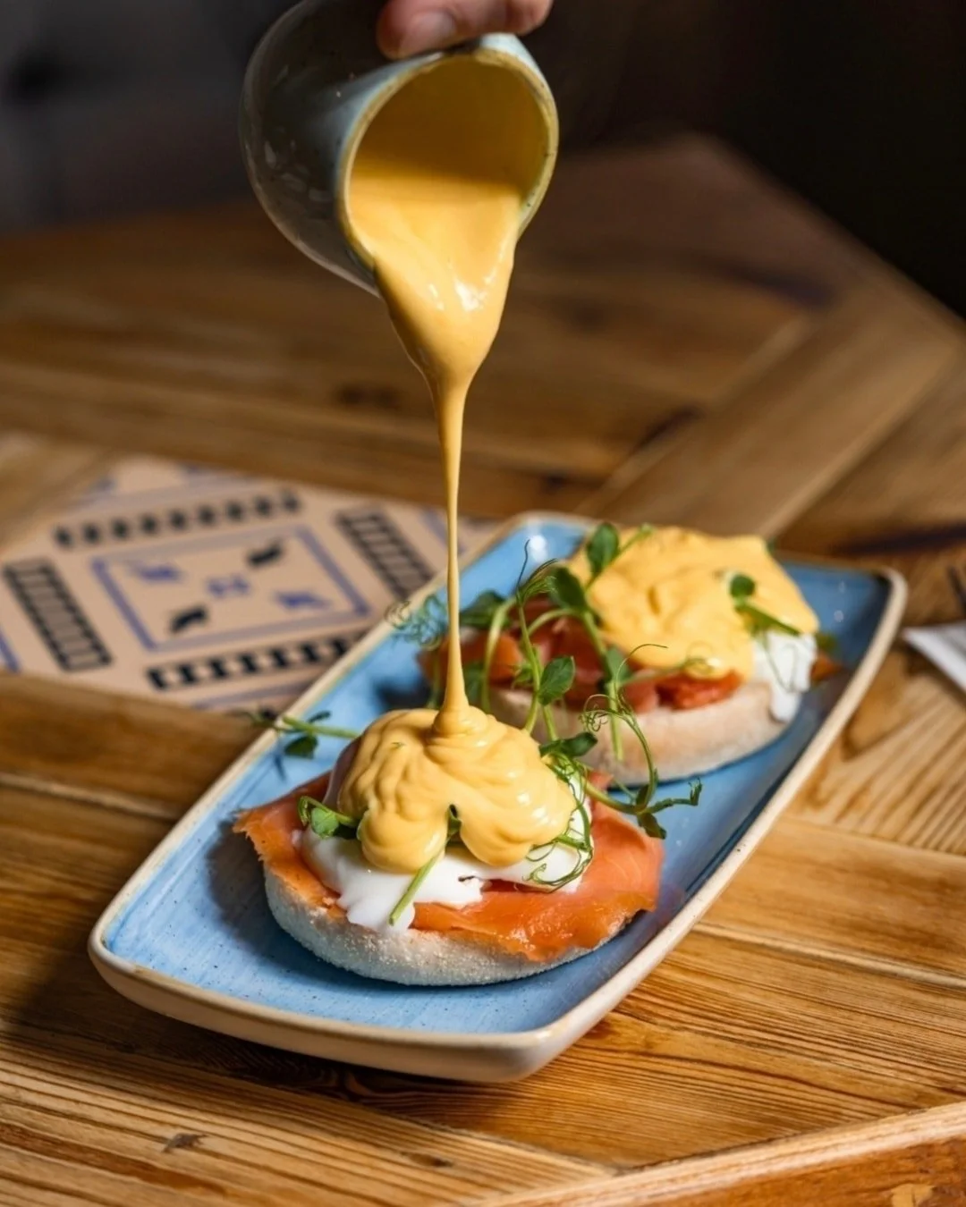 Fancy a breakfast?
Breakfast served until 11.30am and then lunch served from  12noon until 3pm.
Cake served all day 😋