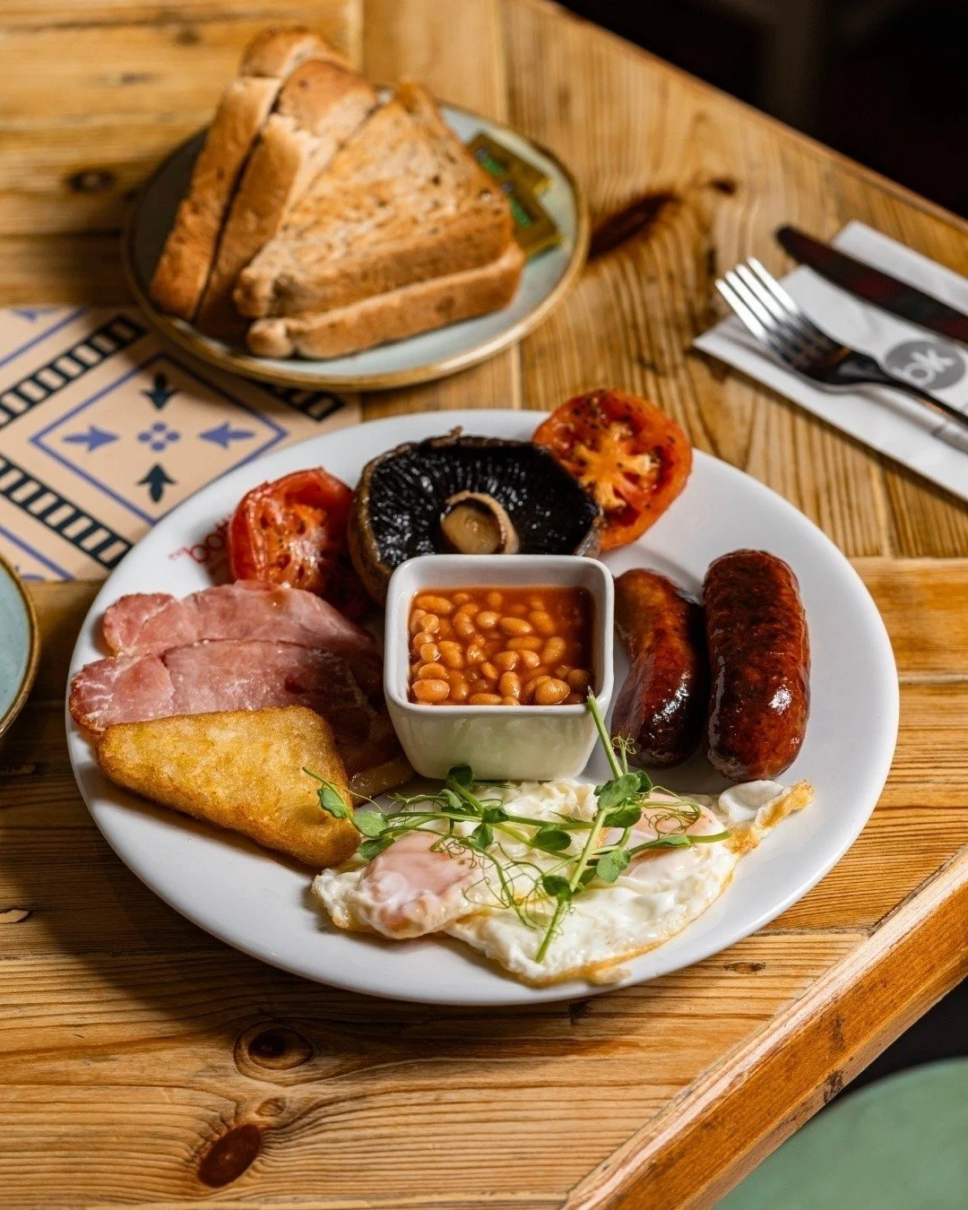 Fancy a bite?
Breakfast served until 11.30am and Lunch served until 3pm. We would love to see you there