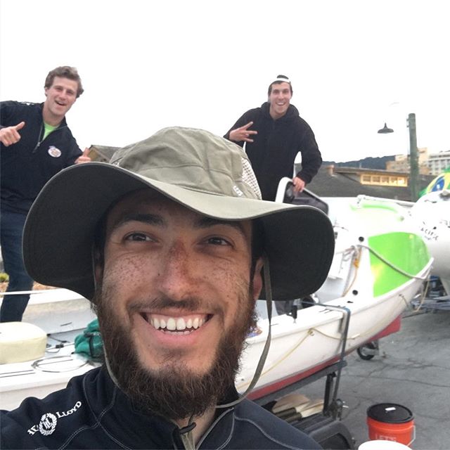 My sun hat arrived and were starting to load the boat!