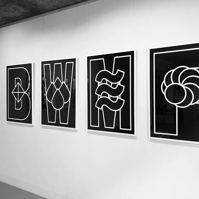 Be water my friend #art #exhibition from @rafael.bernardo_ starting now at Kunstgaleriebar Oefelestr.6 Munich! 
#rafaelbernardo #design #art #blackandwhite #emptyyourmind #bewatermyfriend #BWMF