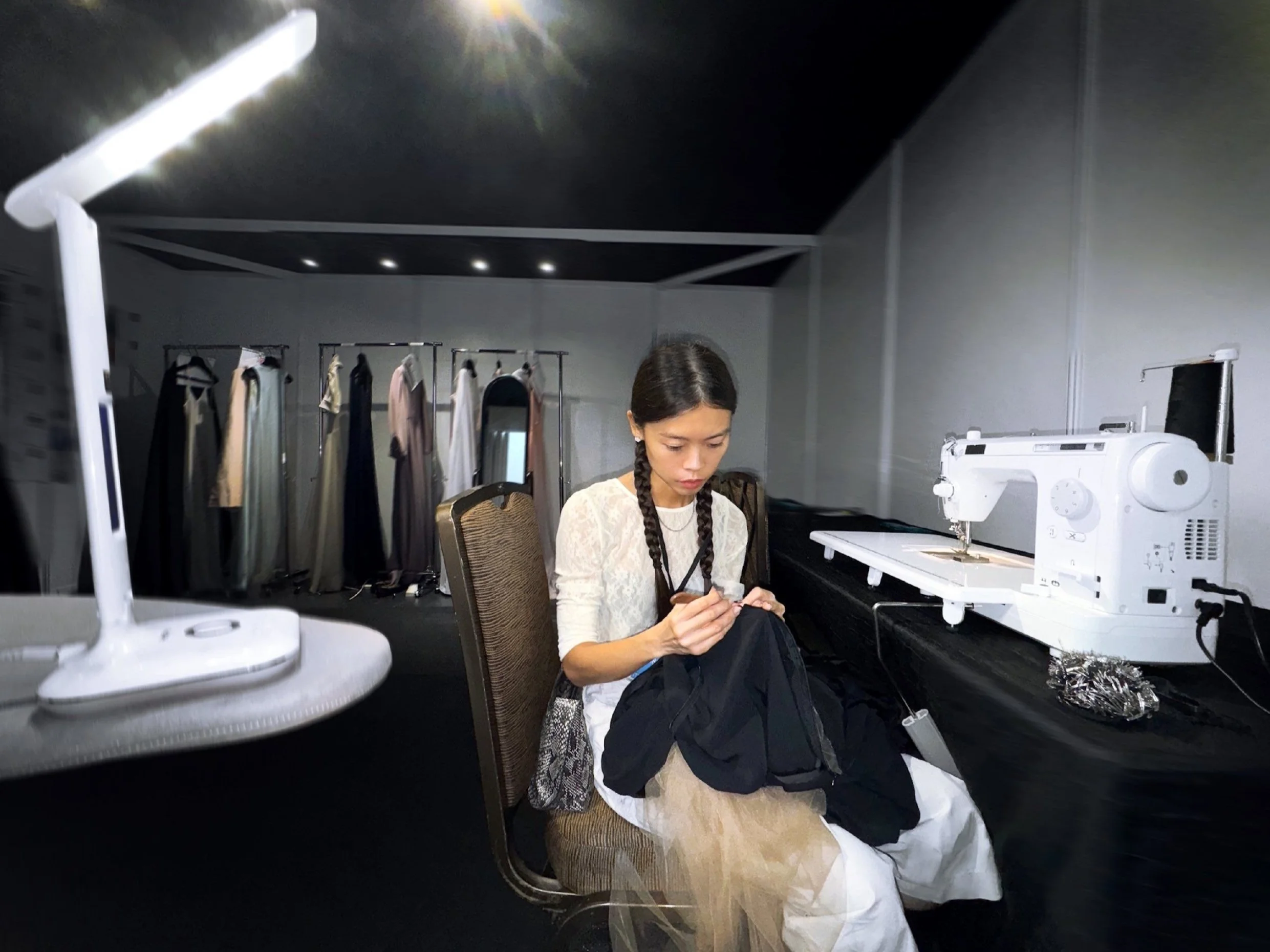 %252820240219-20%2529%2BVan%2BCleef%2B%2526%2BArpels%2B-%2BSeamstress-02.jpg