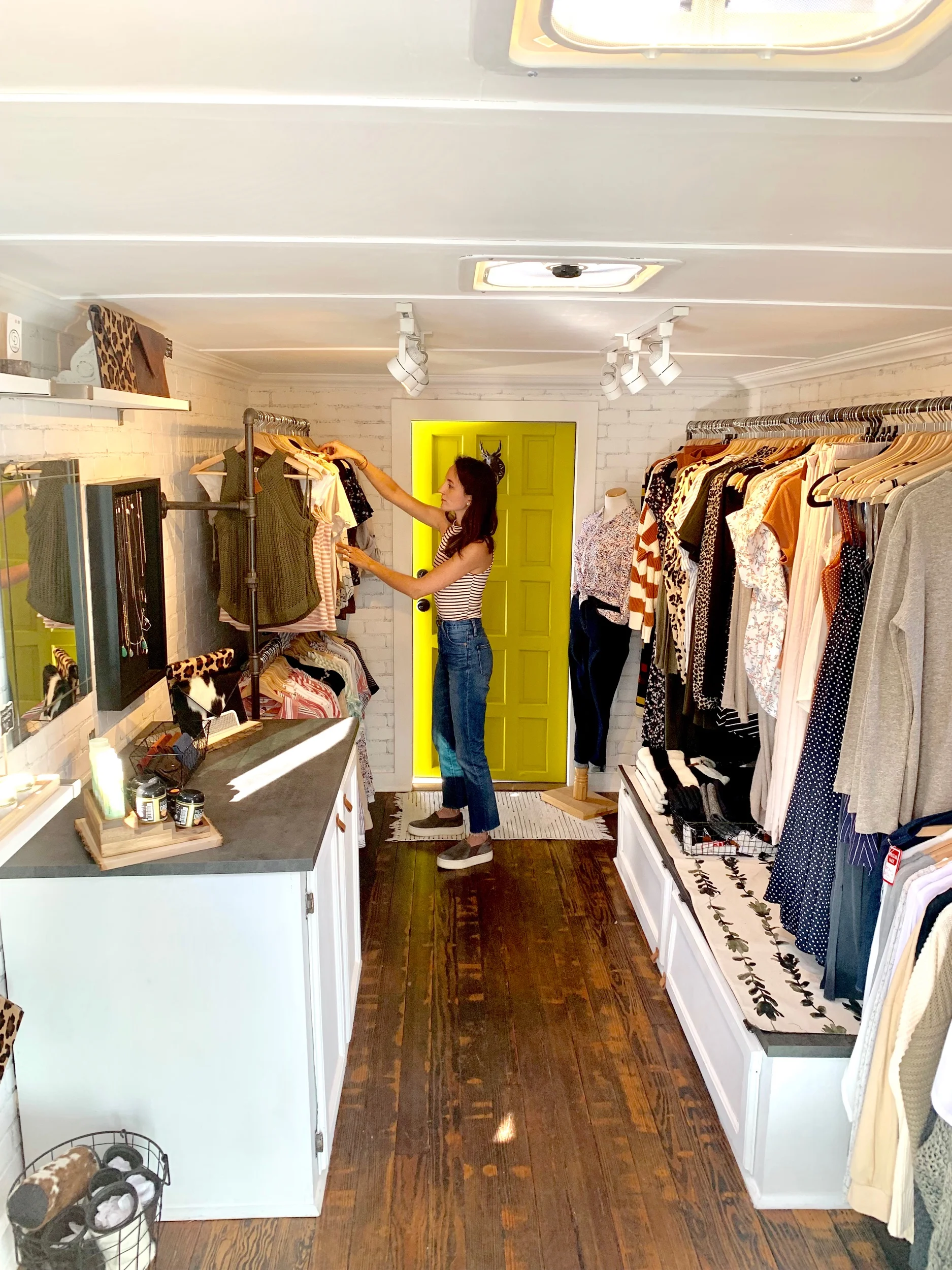Classy, chic, open and airy… mission accomplished!
