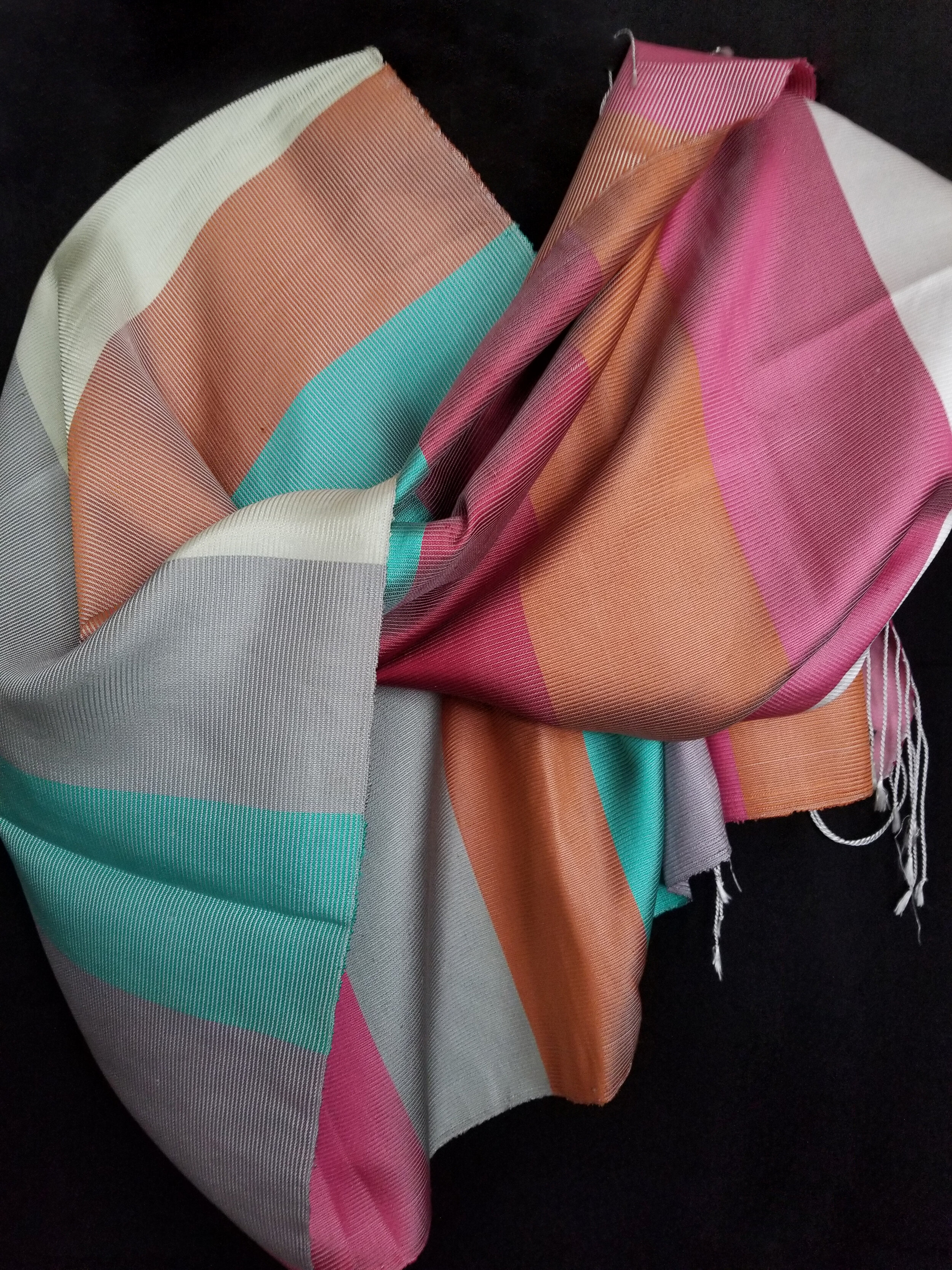 KT8308 Shawl of Many Colors