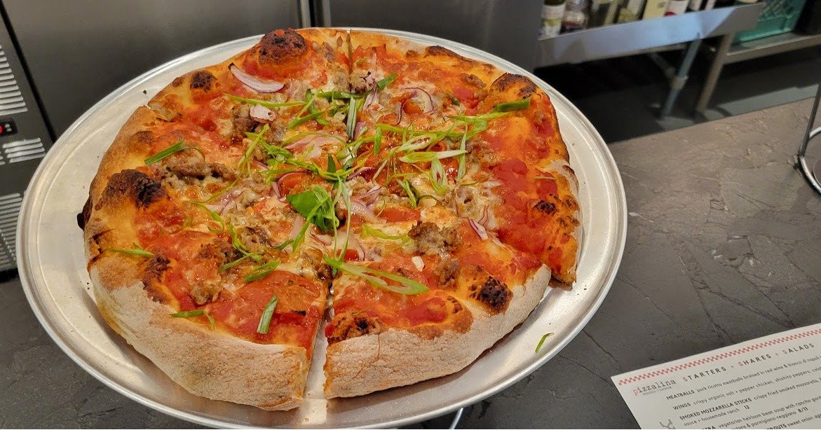 Give our Salsiccia Pizza a try when you visit us in Walnut Creek! Topped with house-made Italian sausage, Mama Lil's peppers, red onion, and Bianco Di Napoli tomato sauce. 🤤

#eatpizzalina