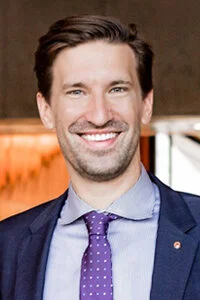 Spencer_Cronk_2018_200x300.jpg
