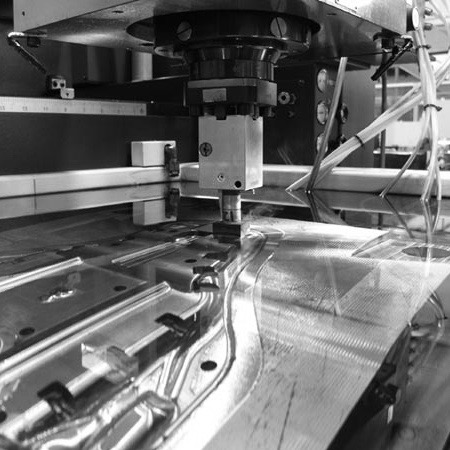 Electrical-discharge-machine.jpeg
