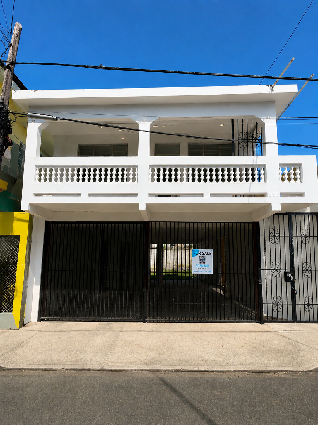 858 Calle Monserrate 3.png