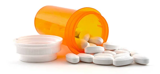 pills-spilled-picture-id92189516-e.jpg