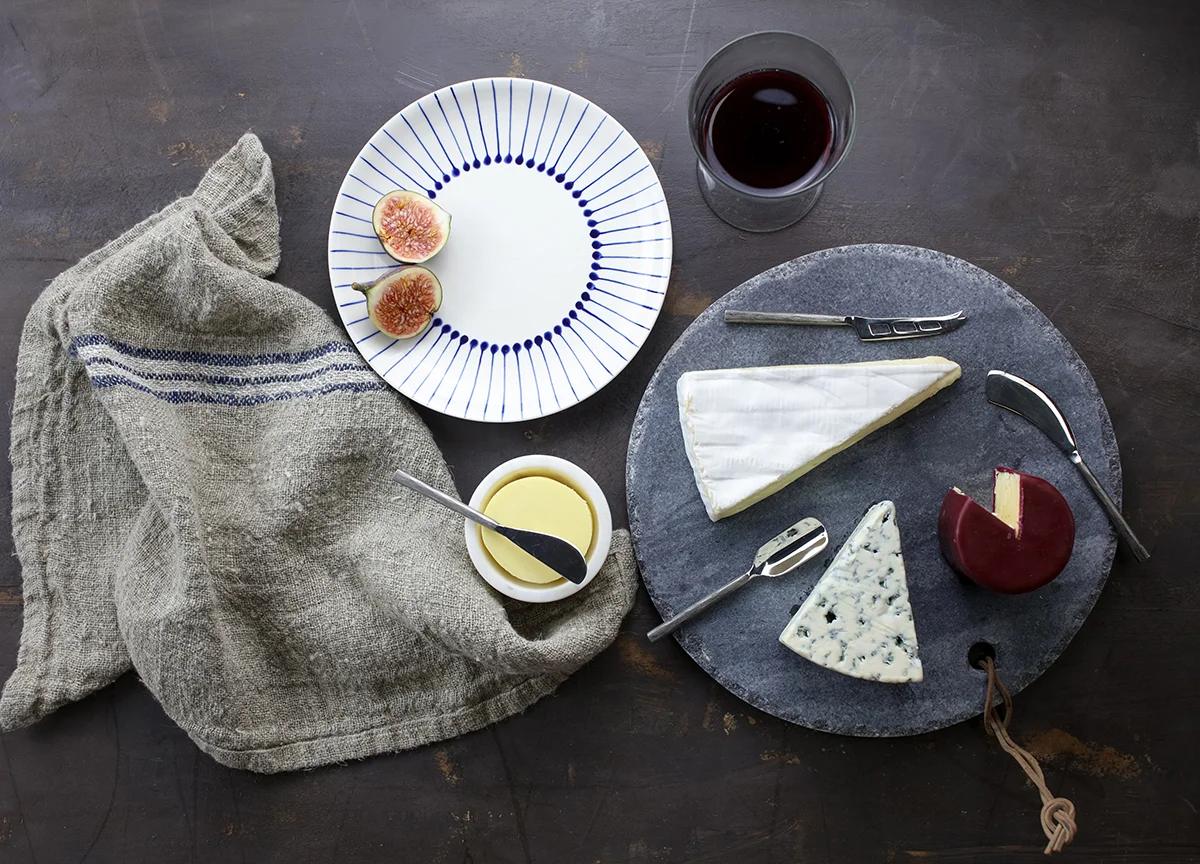 Cheese knives with plates £34.95 Lisa Valentine Home.jpg