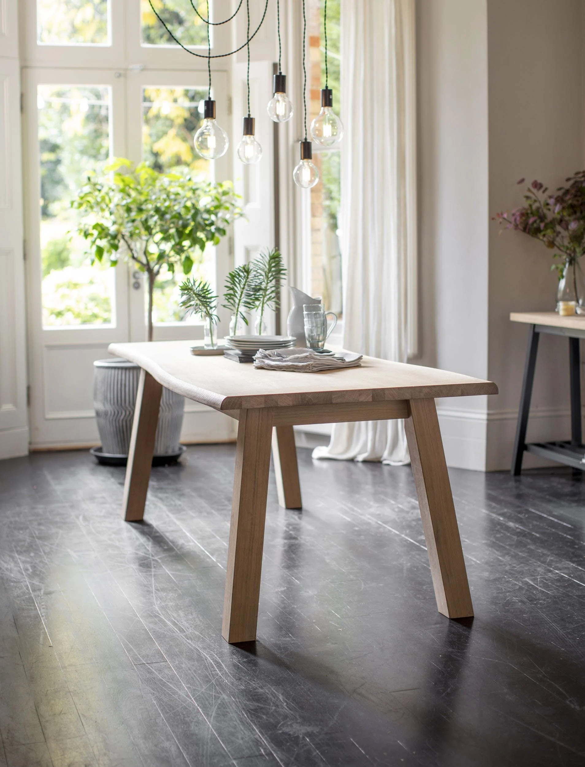 Oakridge Table-2.jpg
