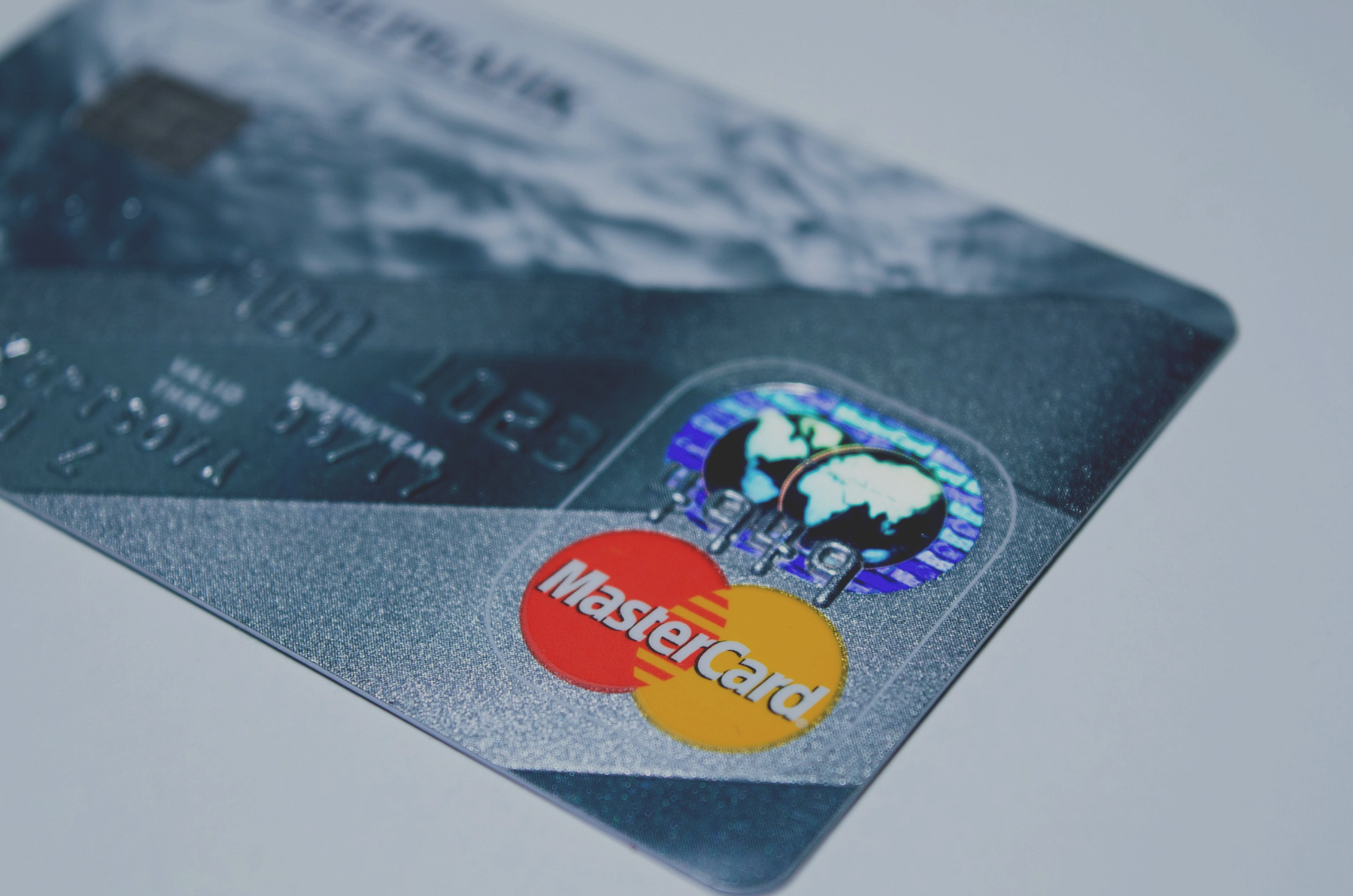 Should You Use Debt Consolidation to Pay Off High Interest Credit Cards?