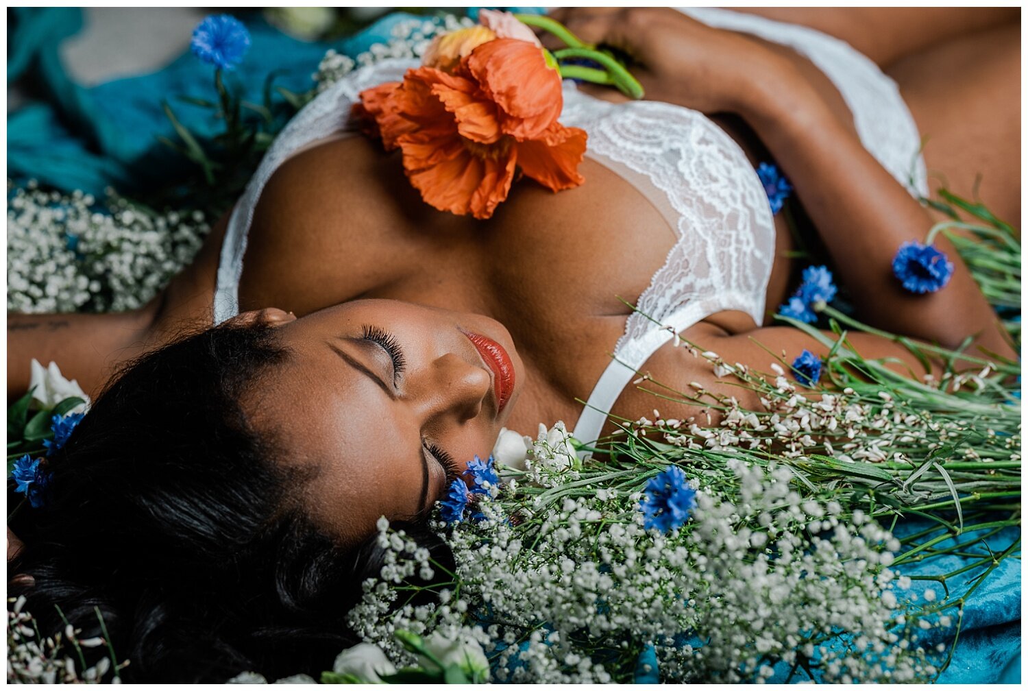 styled floral nashville boudoir session by wilde company (15).jpg