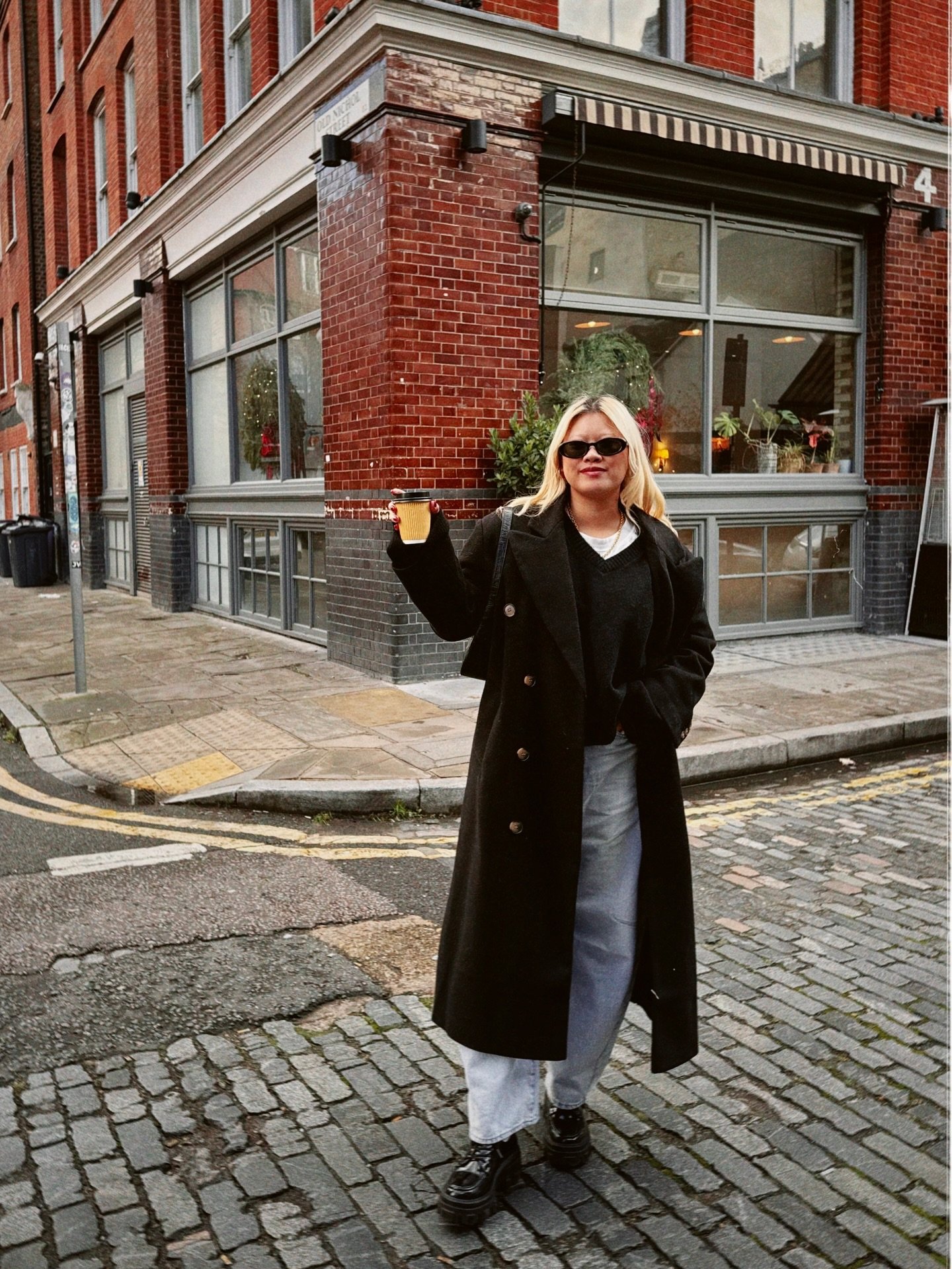 Shoreditch giving NY vibes 🍎