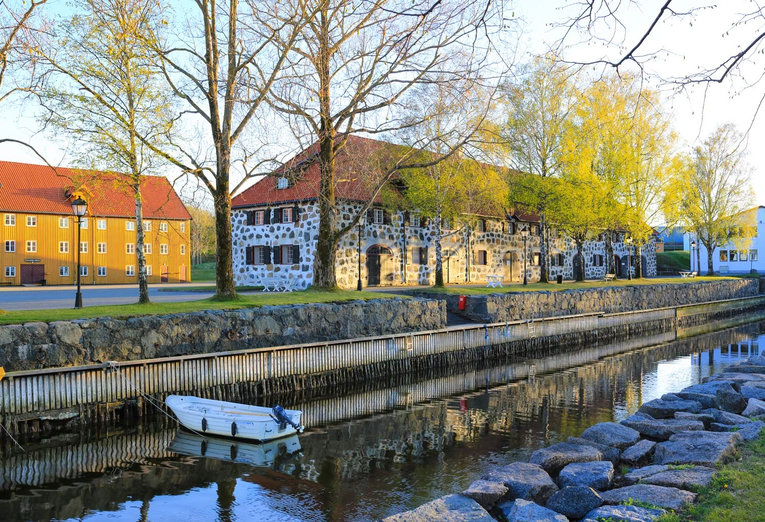  Fredriksvern verft