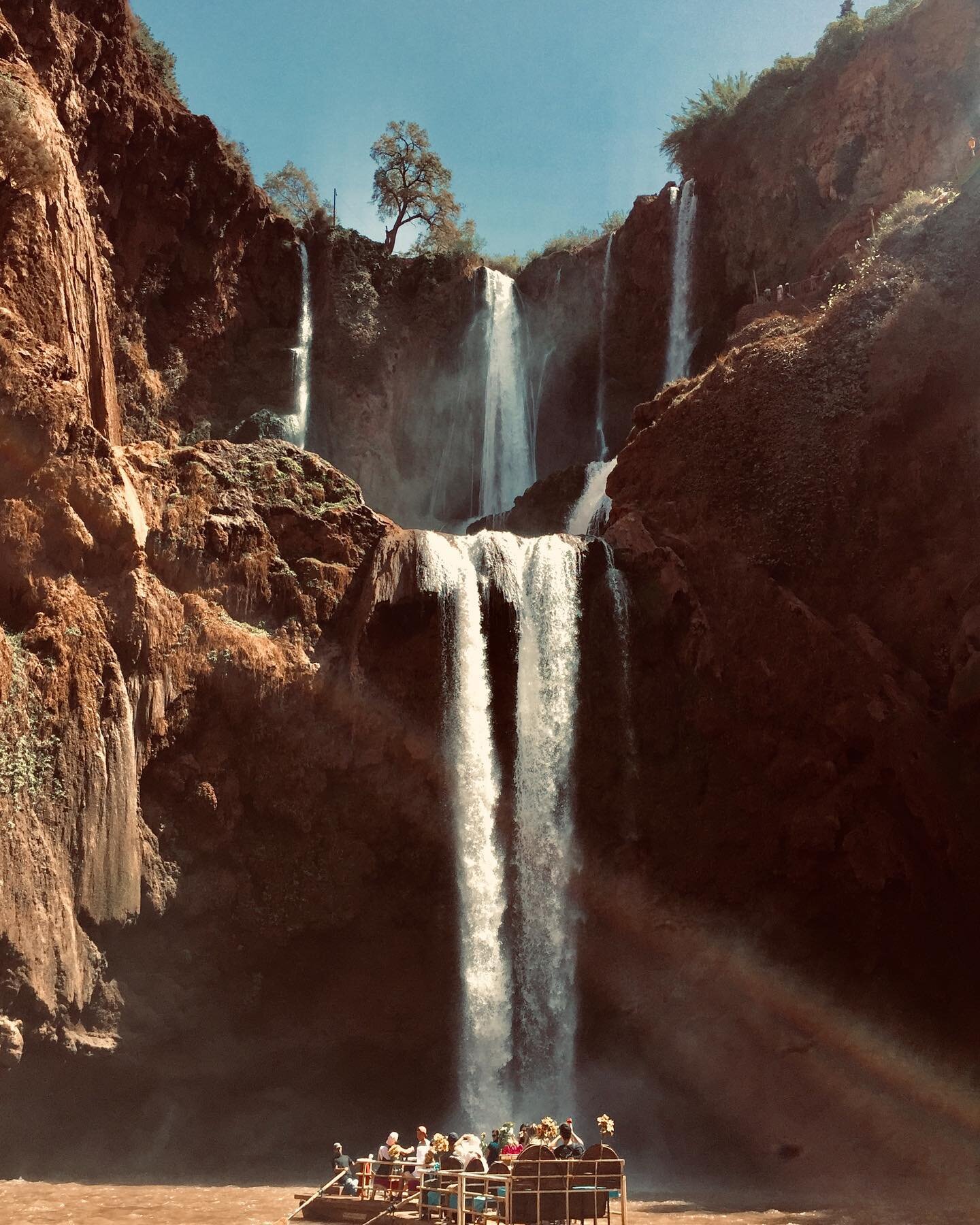 The Ouzoud waterfall is about a 3 hour bus ride from the city of Marrakech, it&rsquo;s a beautiful opening of a series of underground springs that make this natural spectacle. It&rsquo;s a short hike to the bottom of the falls and there is a boat rid