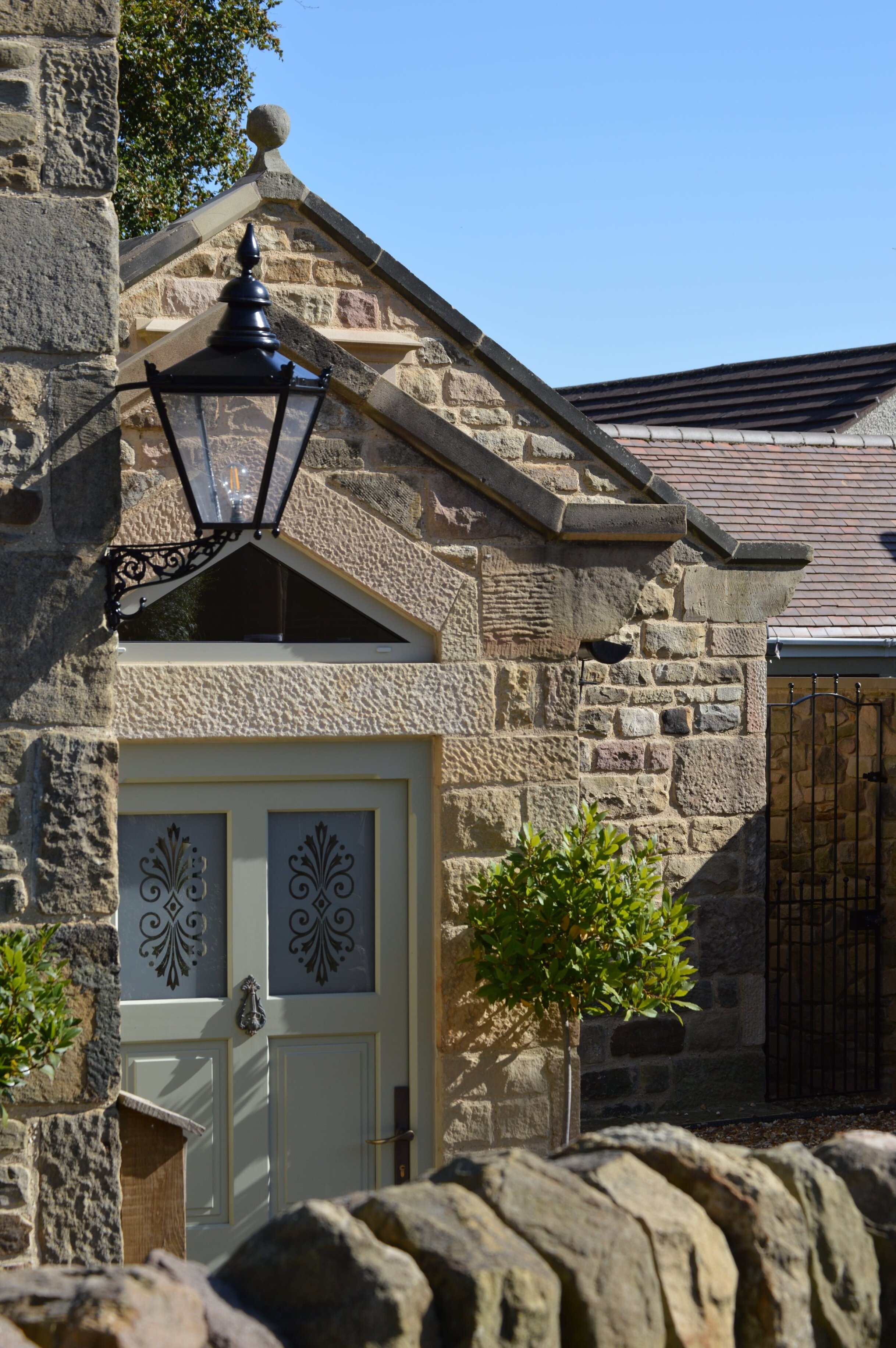 HOLYMOORSIDE 01-min.JPG