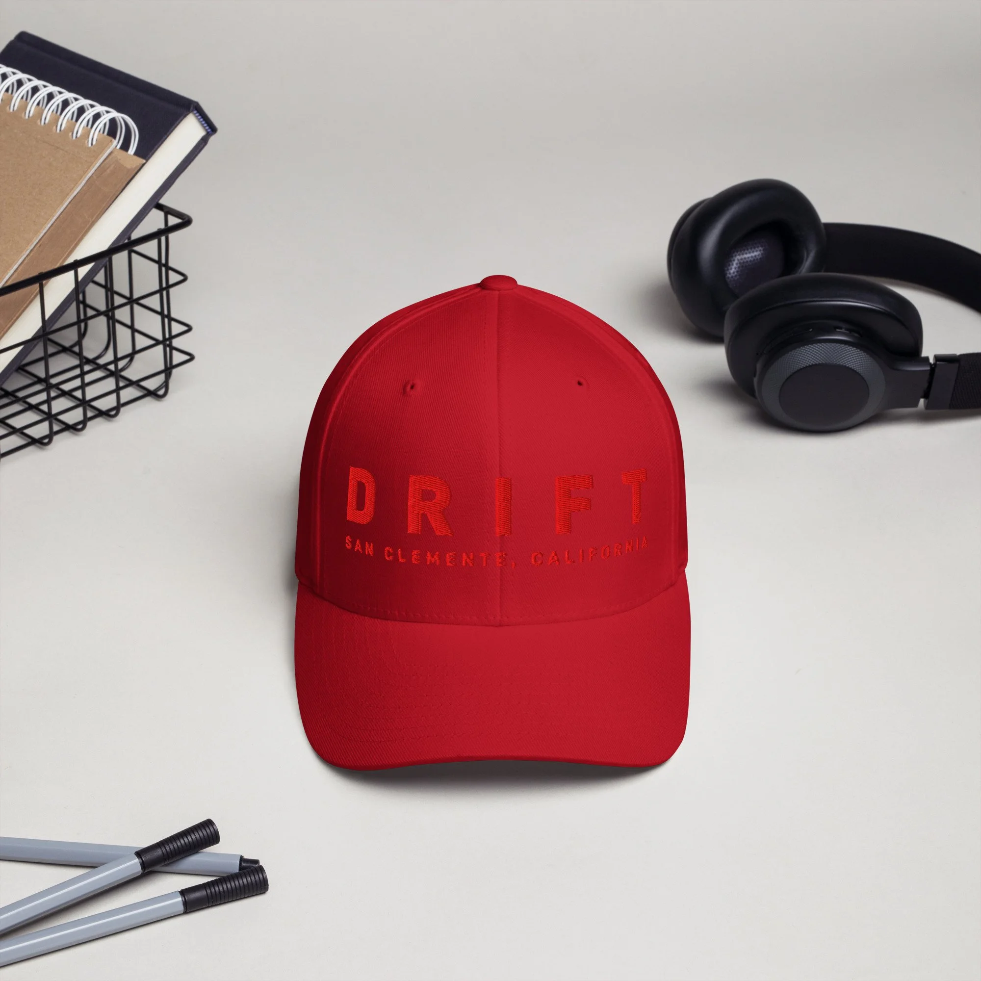 closed-back-structured-cap-red-front-6a31921a3d9f1.jpg
