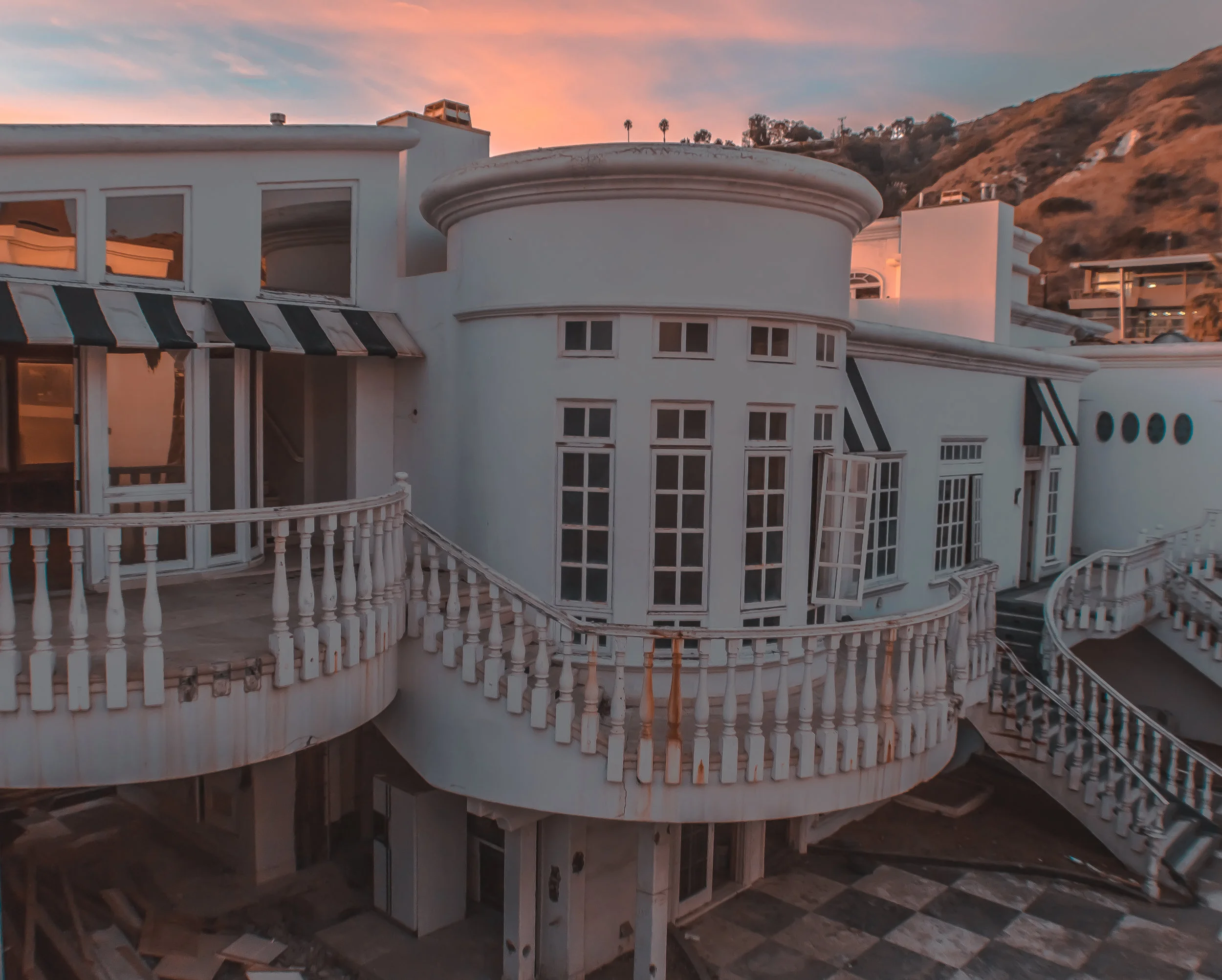 ginger-malibu-mansion-print.jpg