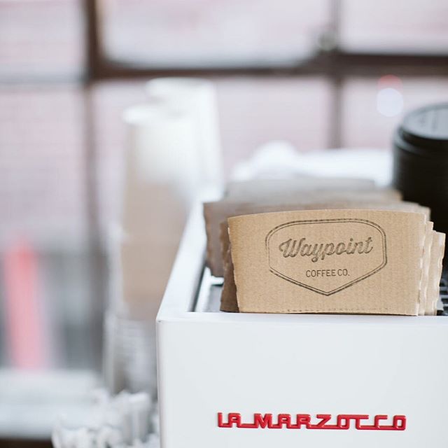 Coffee’s hot, sun is shining, and it’s FRIDAY!! Anyone checking out the U.S. Coffee Championship festivities and meet-ups around the city this weekend? .
.
.
Photography: @theboldamericana