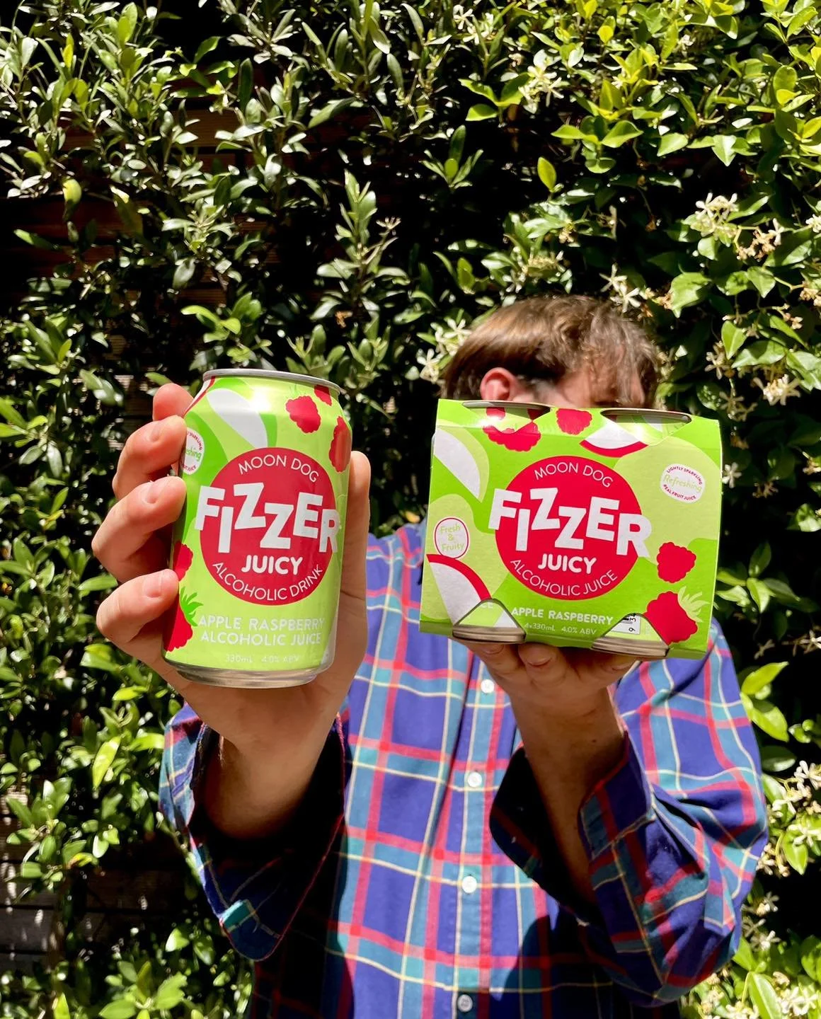A tinnie of Fizzer is a good way to start a day in the beer garden.

Apple and Raspberry alcoholic seltzer now available, 4.0% abv, made by Moon Dog.