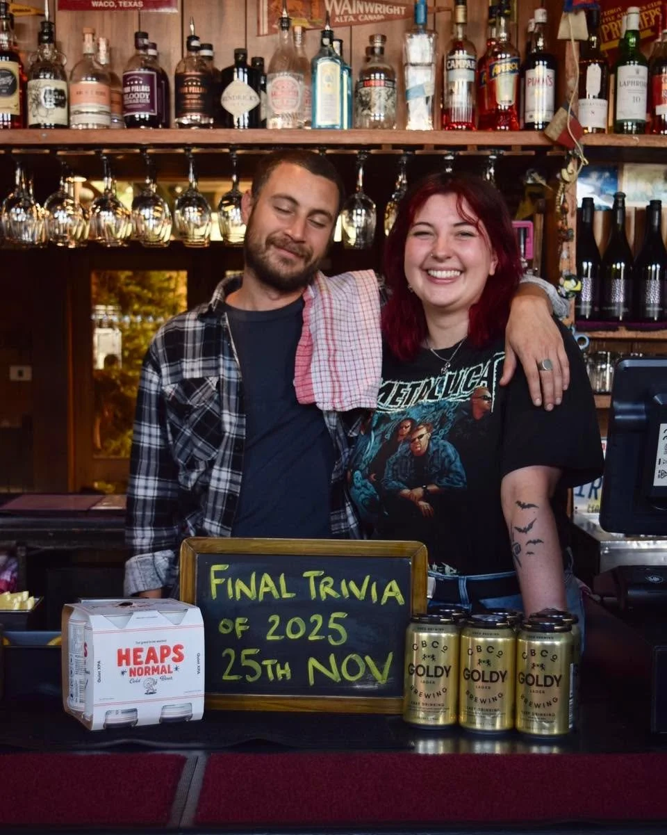 It&rsquo;s our final night of Trivia tomorrow! 

If you haven&rsquo;t got a booking swing past and grab a spot in the front bar.

Two of our faves Nick and Izzy have been there week in and out of Tuesday night Trivia all year.
Pop in and let them pou
