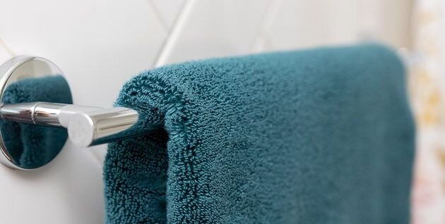 bath-towel-lowres-1254-630x318.jpg
