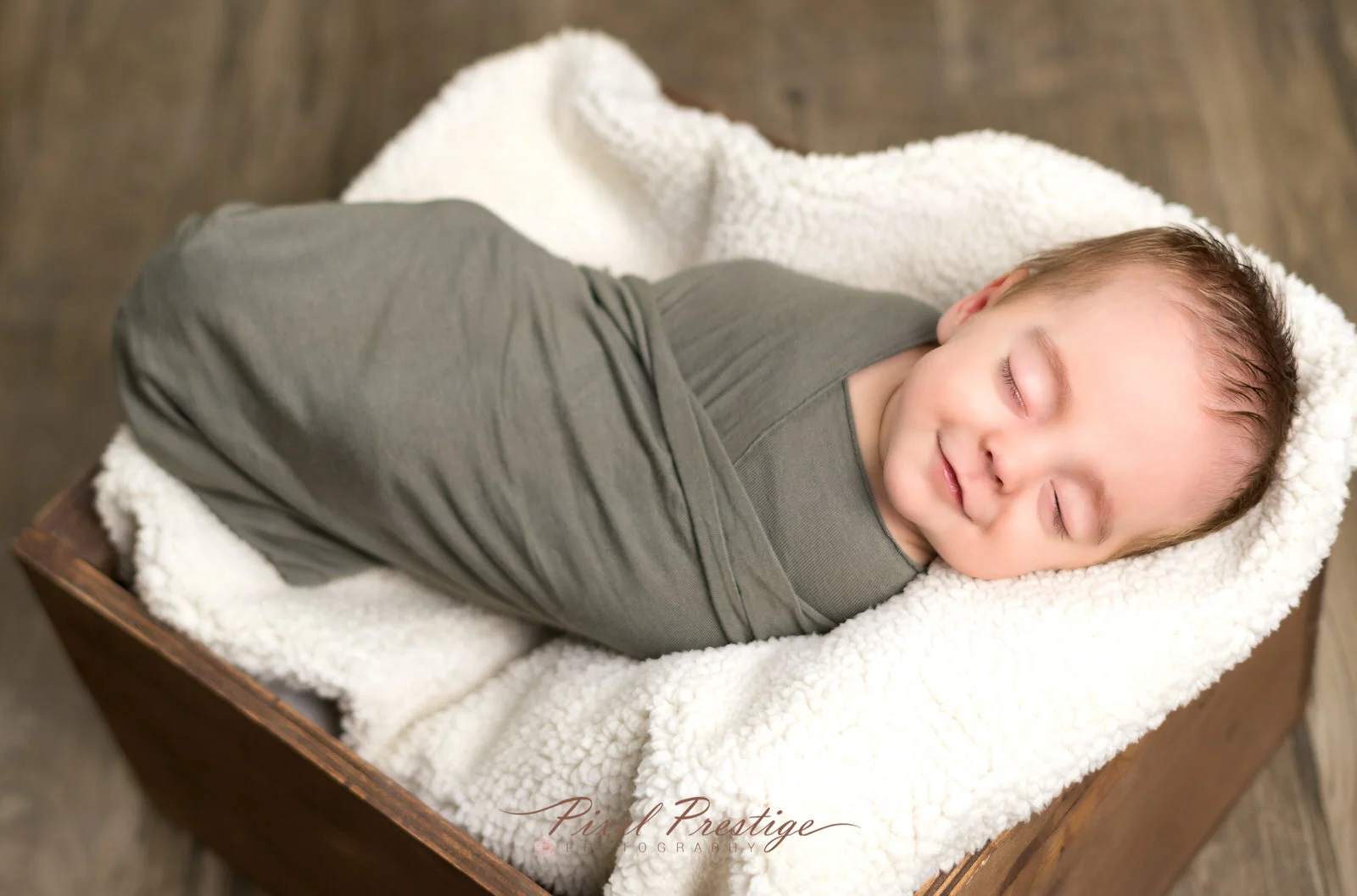 Logan Newborn (19).jpg