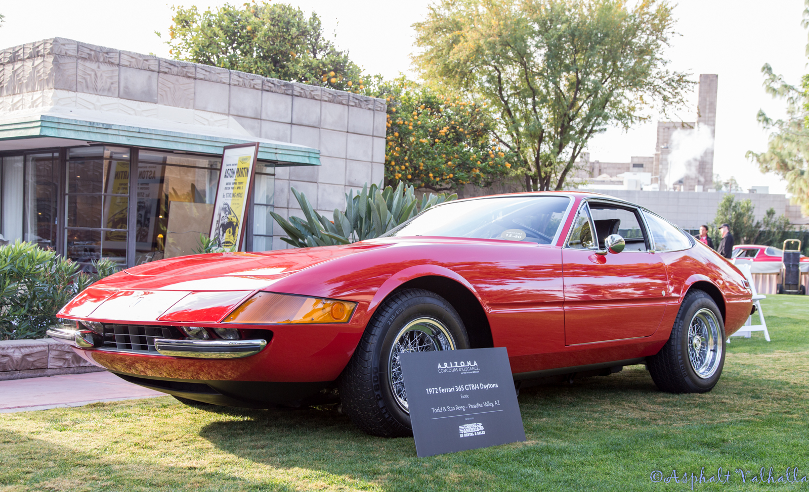 1972-Ferrari-365-GTB-4-Daytona-Concours.jpg