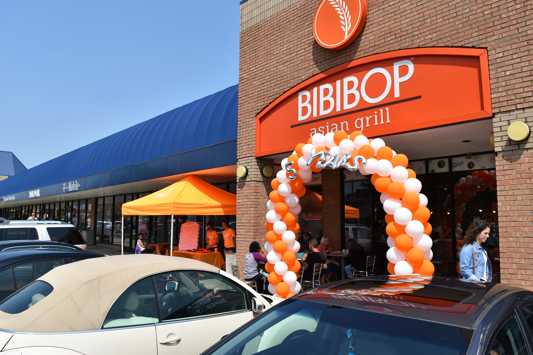 Exterior festivities