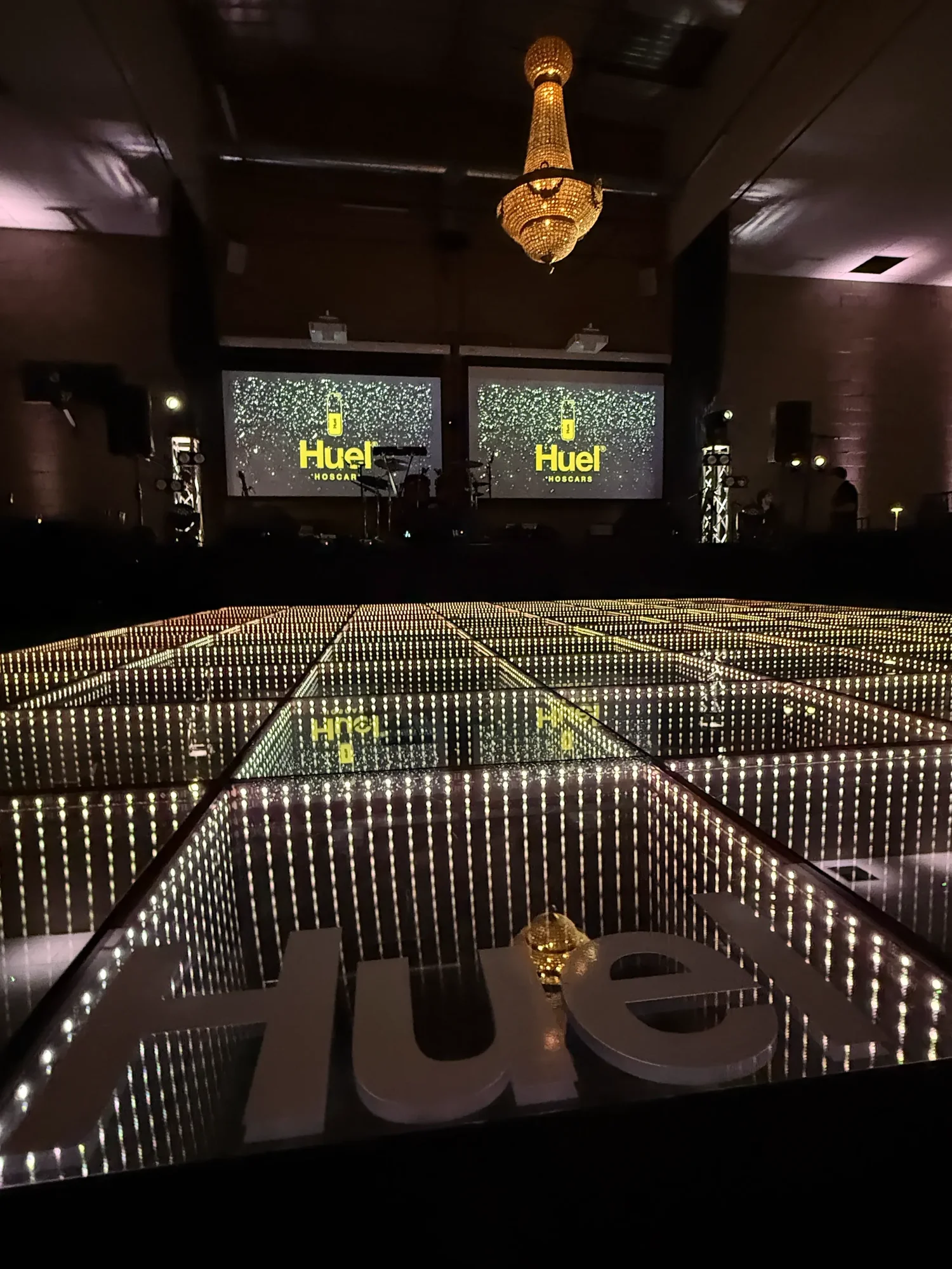 AO Events infinity dancefloor close-up showing depth illusion